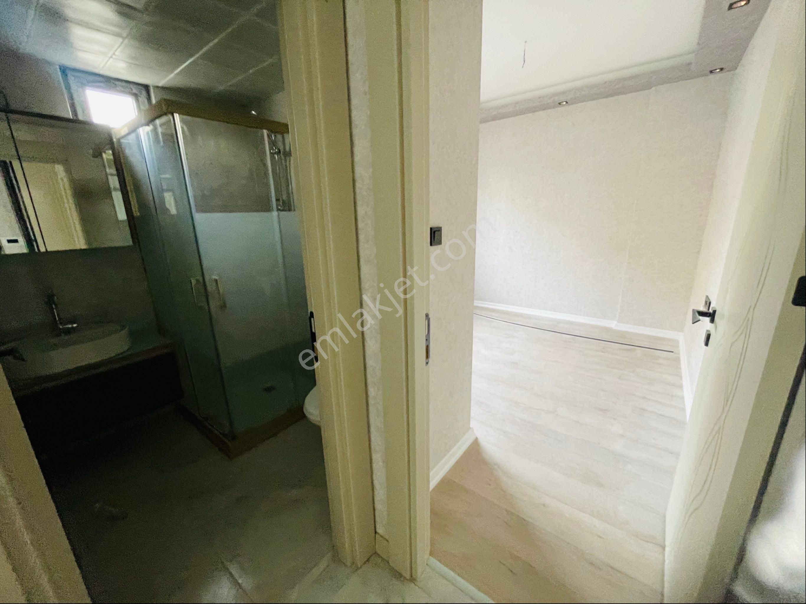 Öz Eda Emlaktan Bağlum Karakayada Satılık 1+1 Full Yapılı Daire - Görsel 19