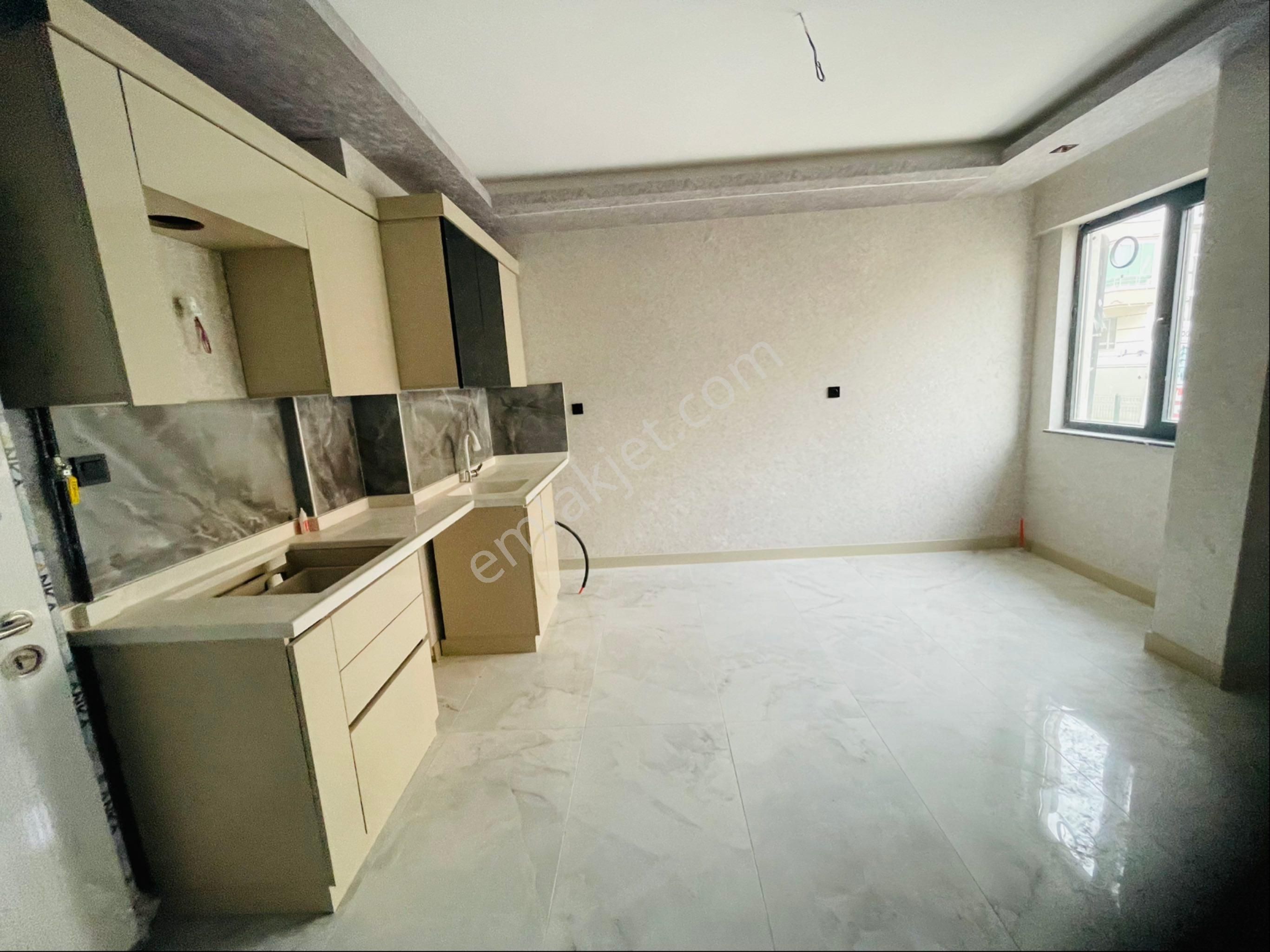 Öz Eda Emlaktan Bağlum Karakayada Satılık 1+1 Full Yapılı Daire - Görsel 7