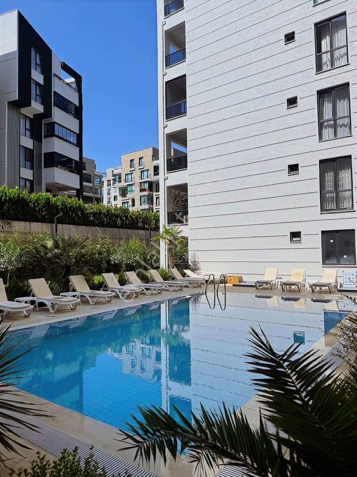 Havuzlu - Kapalı Otoparklı Sitede (sıfır) 2+1 Daire - Görsel 7