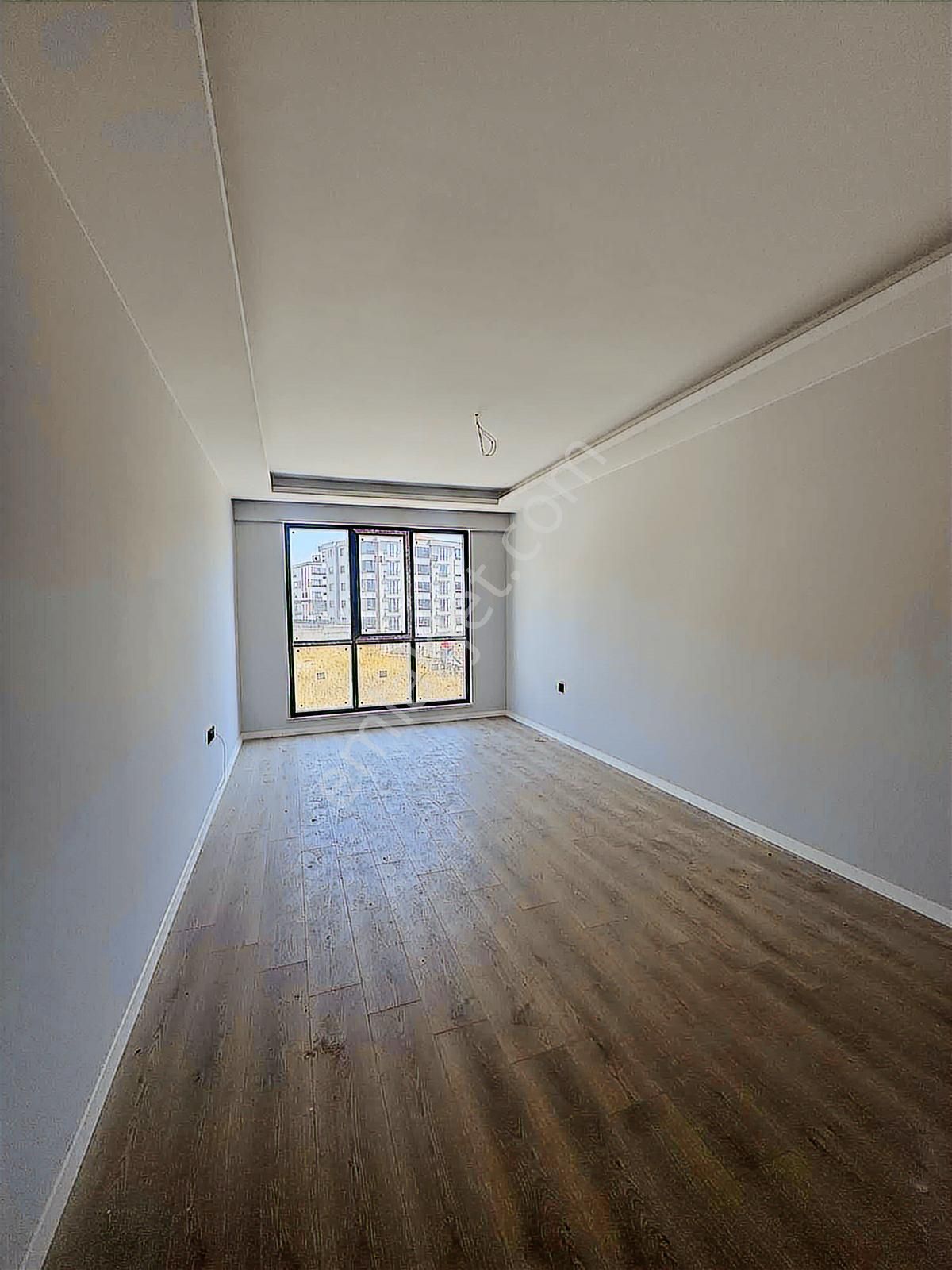 Havuzlu - Kapalı Otoparklı Sitede (sıfır) 2+1 Daire - Görsel 13