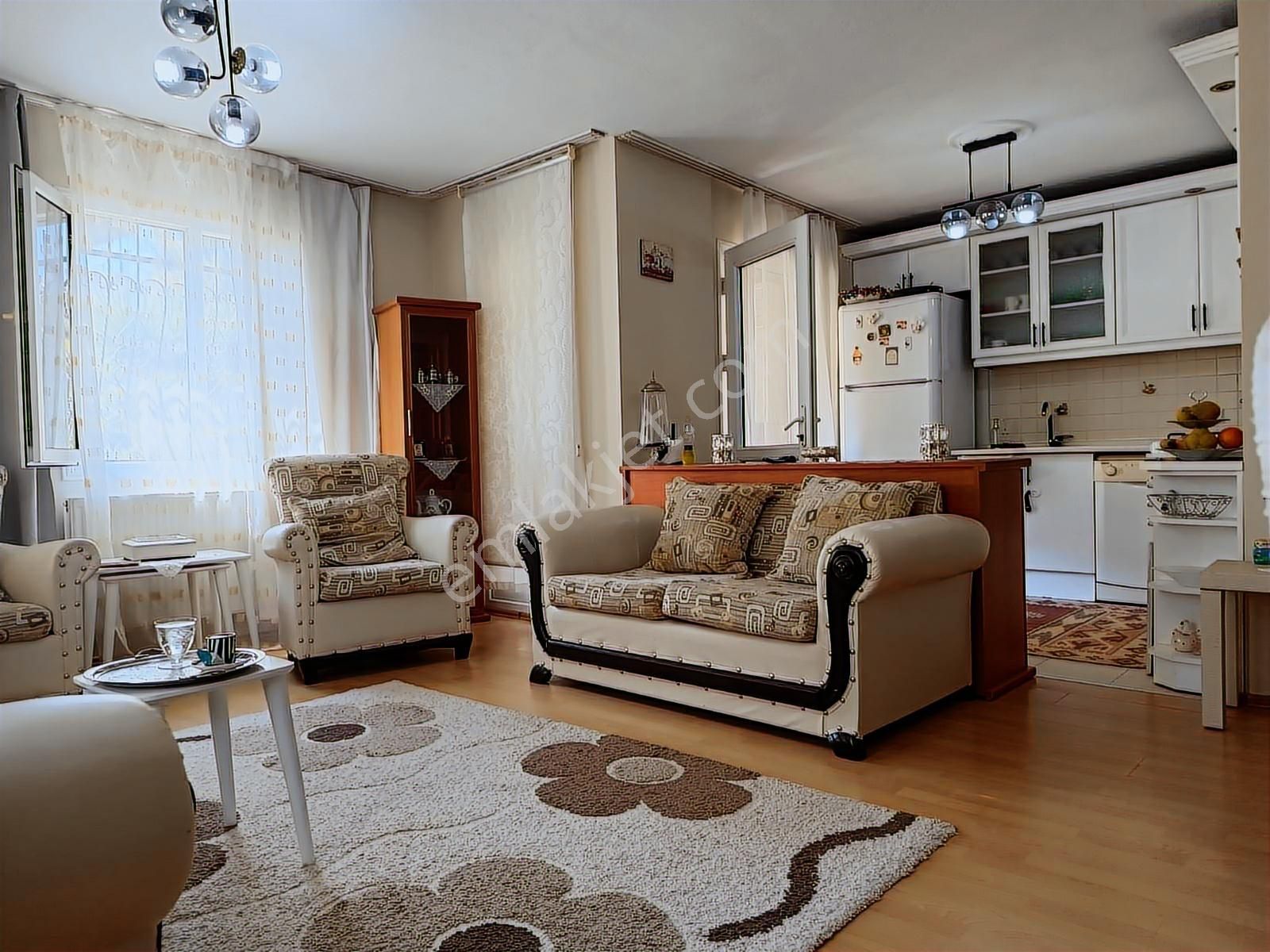 Buket Emlaktan 2+1 Eşyalı Kiralık Daire Doğalgazlı Asansörlü - Görsel 19