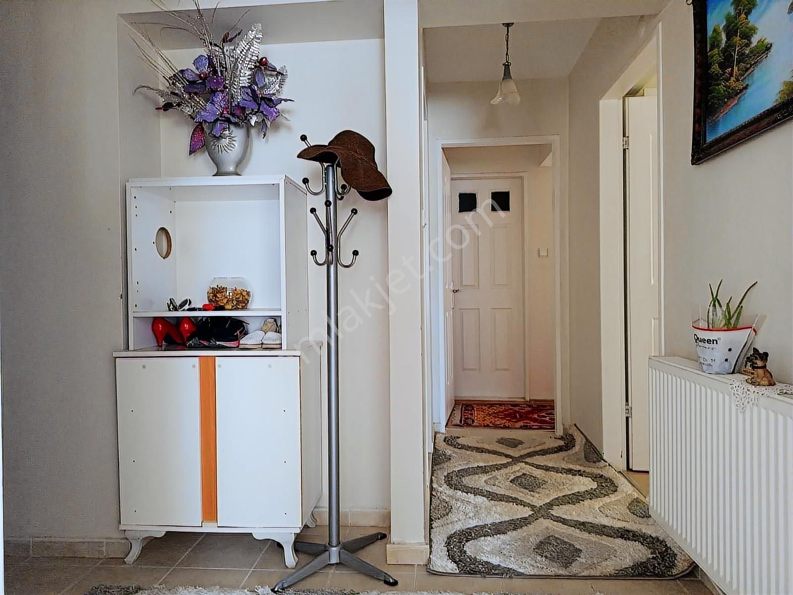 Buket Emlaktan 2+1 Eşyalı Kiralık Daire Doğalgazlı Asansörlü - Görsel 2