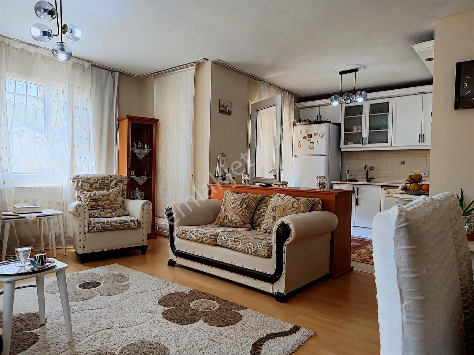 Buket Emlaktan 2+1 Eşyalı Kiralık Daire Doğalgazlı Asansörlü - Görsel 20