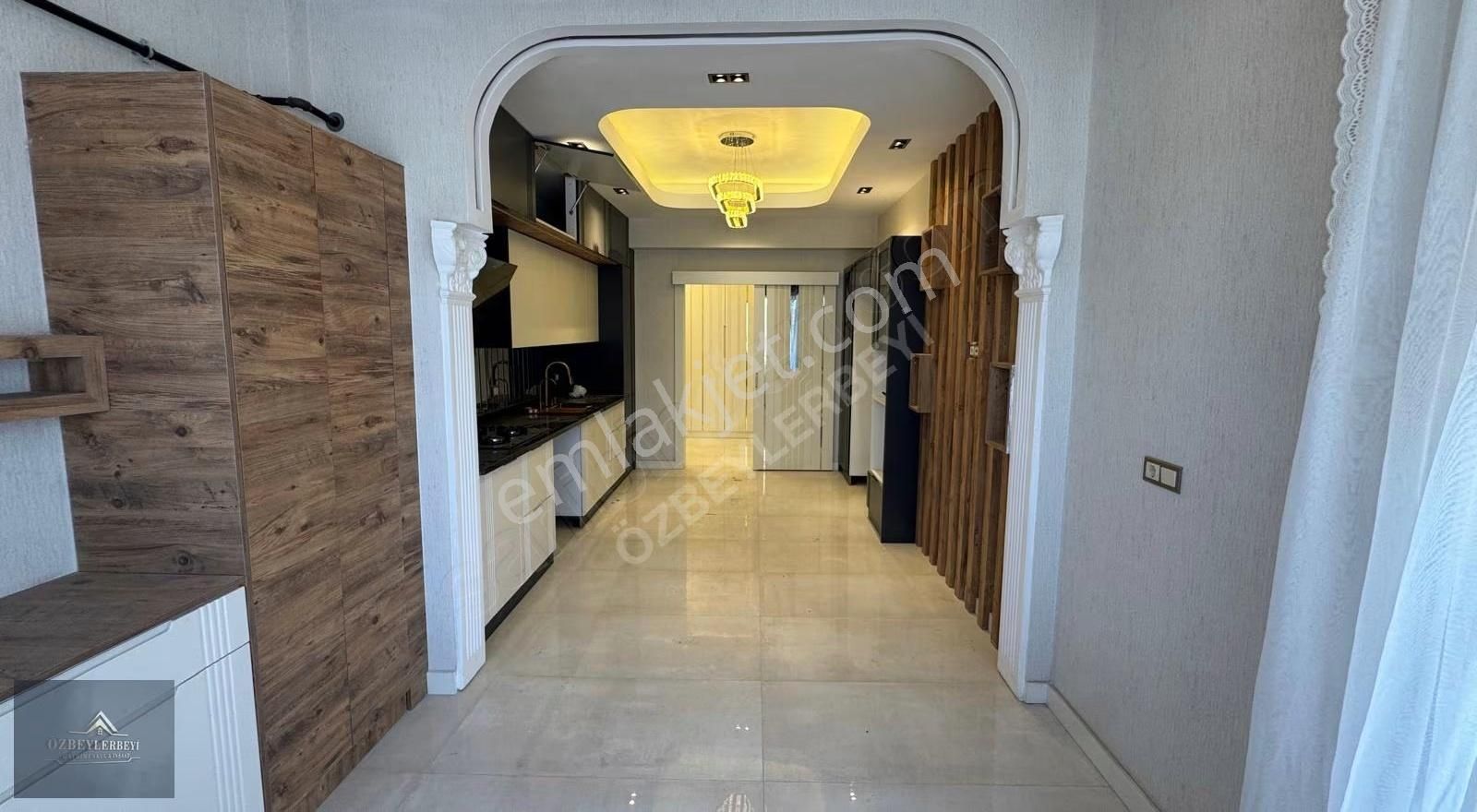 Fıstıklık Merkezi Lokasyonda Satılık Ultra Lüks 3,5+1 Daire - Görsel 9