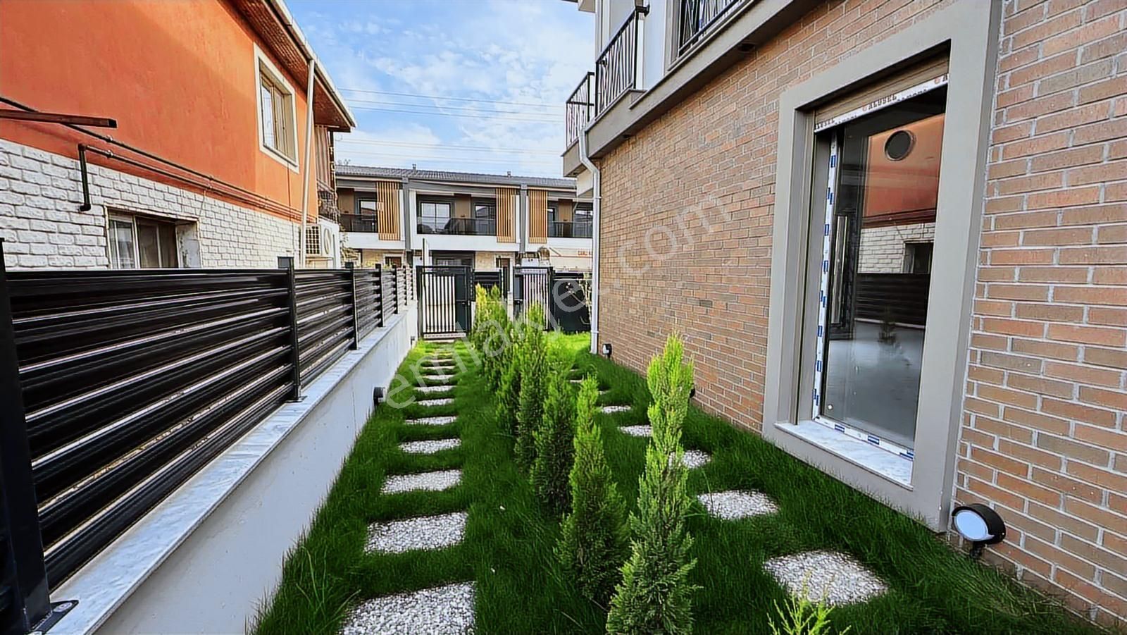 Turyap'tan Köy Yaşamını Lüks İle Birleştiren 4+1 Satılık Villa - Görsel 11