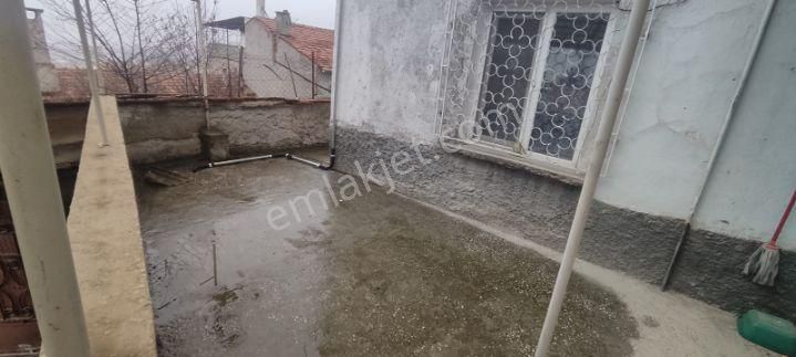 Deniz Yiğit Emlak'tan Hamidiye Mahallesinde 2 Katlı Müstakil Ev - Görsel 13