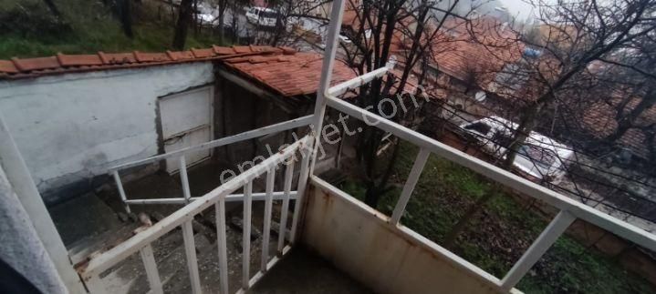 Deniz Yiğit Emlak'tan Hamidiye Mahallesinde 2 Katlı Müstakil Ev - Görsel 18