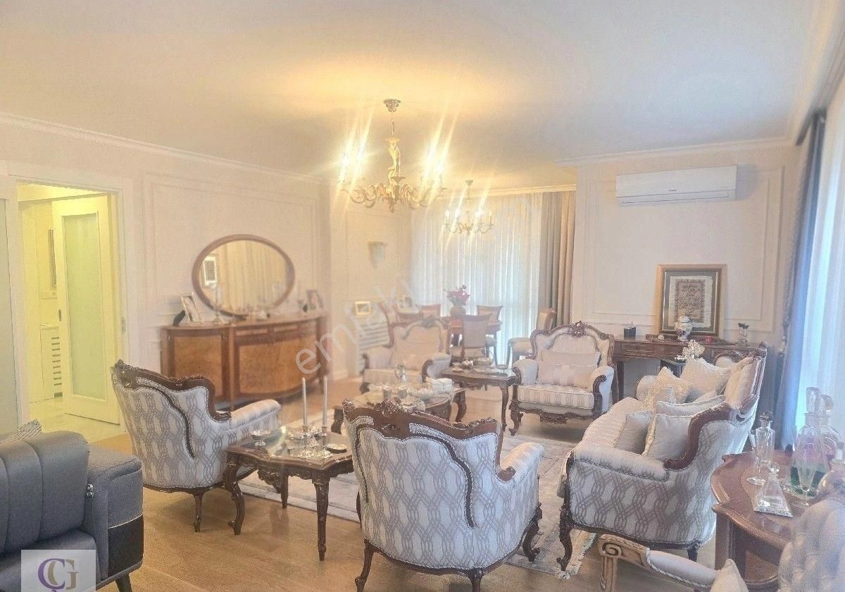 Çizme Gyrmnl Den Özel Tasarım Ve Full Eşyalı Satılık Arakat - Görsel 11
