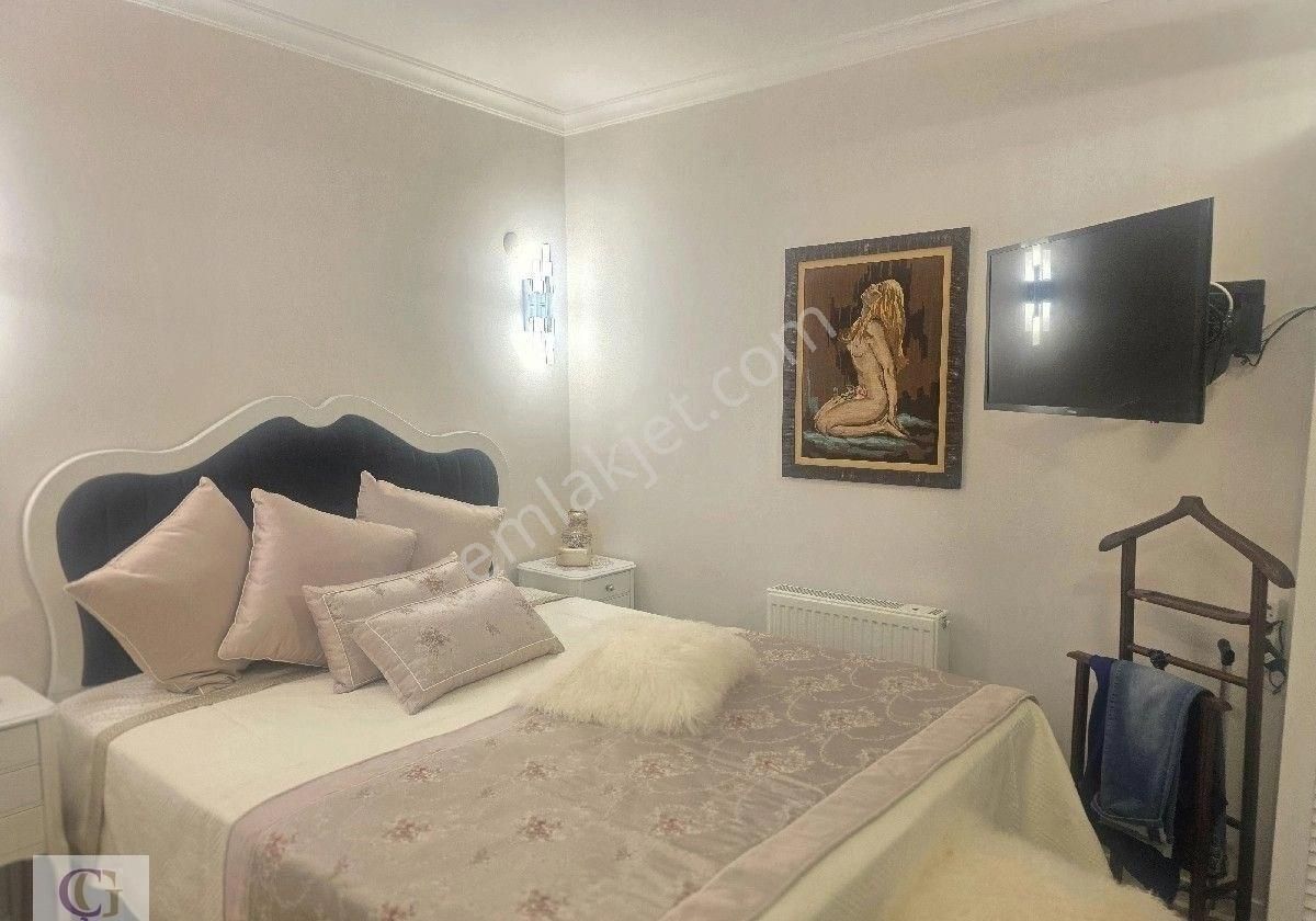Çizme Gyrmnl Den Özel Tasarım Ve Full Eşyalı Satılık Arakat - Görsel 10