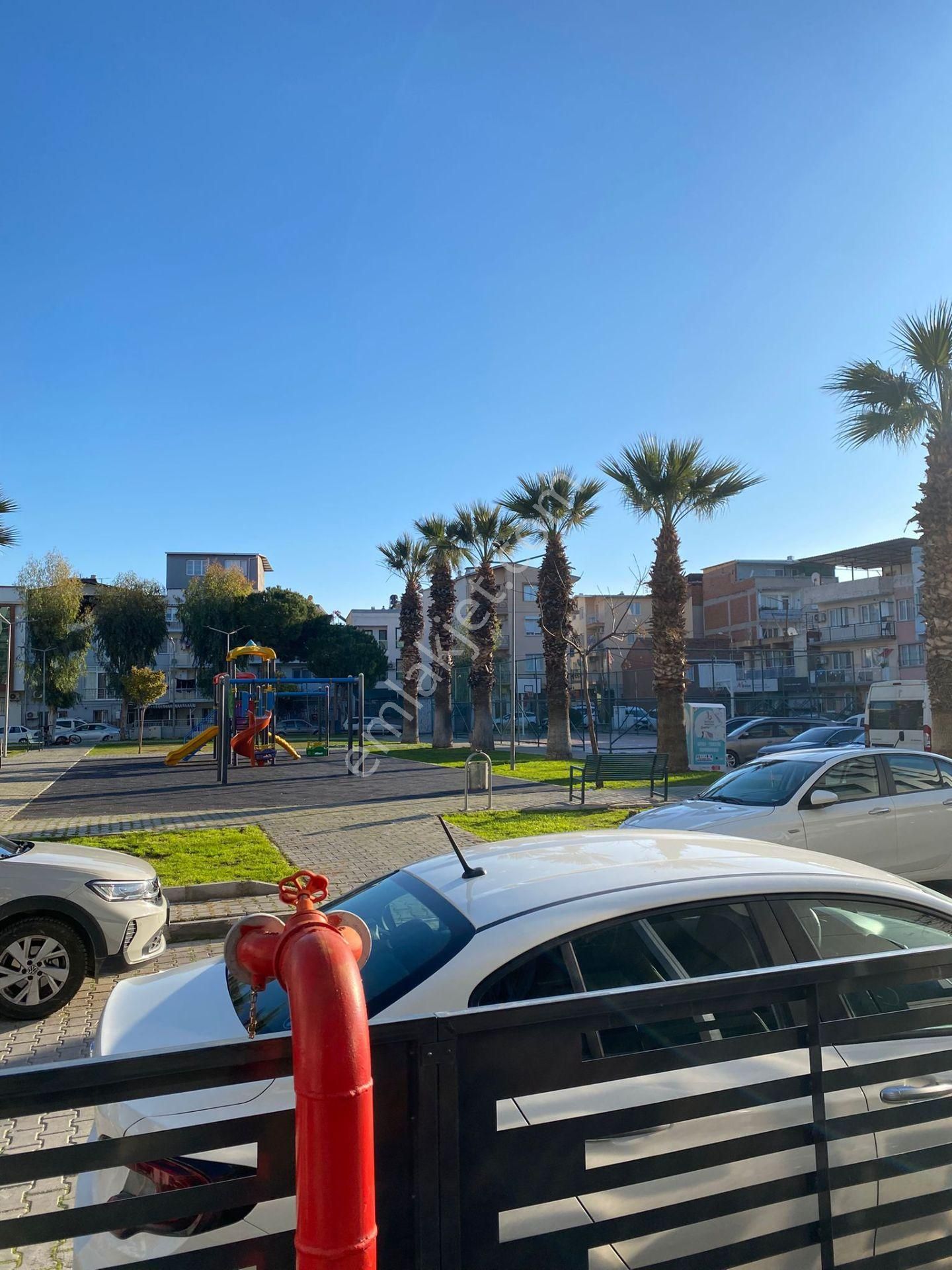 Bayraklı Adalet Mah.de Folkart Yakını 2+1 100m2 Dgazlı Ayrı Mutfak Sıfır Lüx Kiralık Daire - Görsel 35