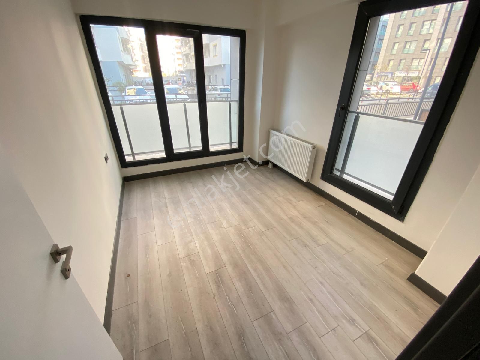 Bayraklı Adalet Mah.de Folkart Yakını 2+1 100m2 Dgazlı Ayrı Mutfak Sıfır Lüx Kiralık Daire - Görsel 15