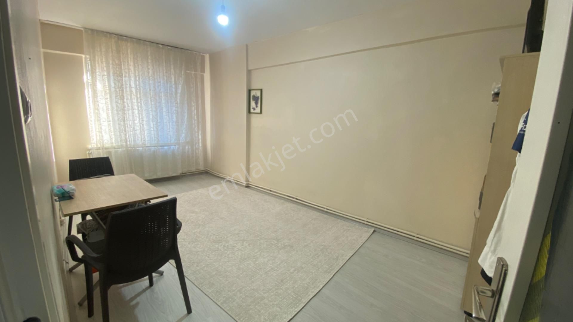 Mollateamemlak Sultangazi Yunus Emre Mahallesi’nde Merkezi Konumda 2+1 Satılık Daire - Görsel 12