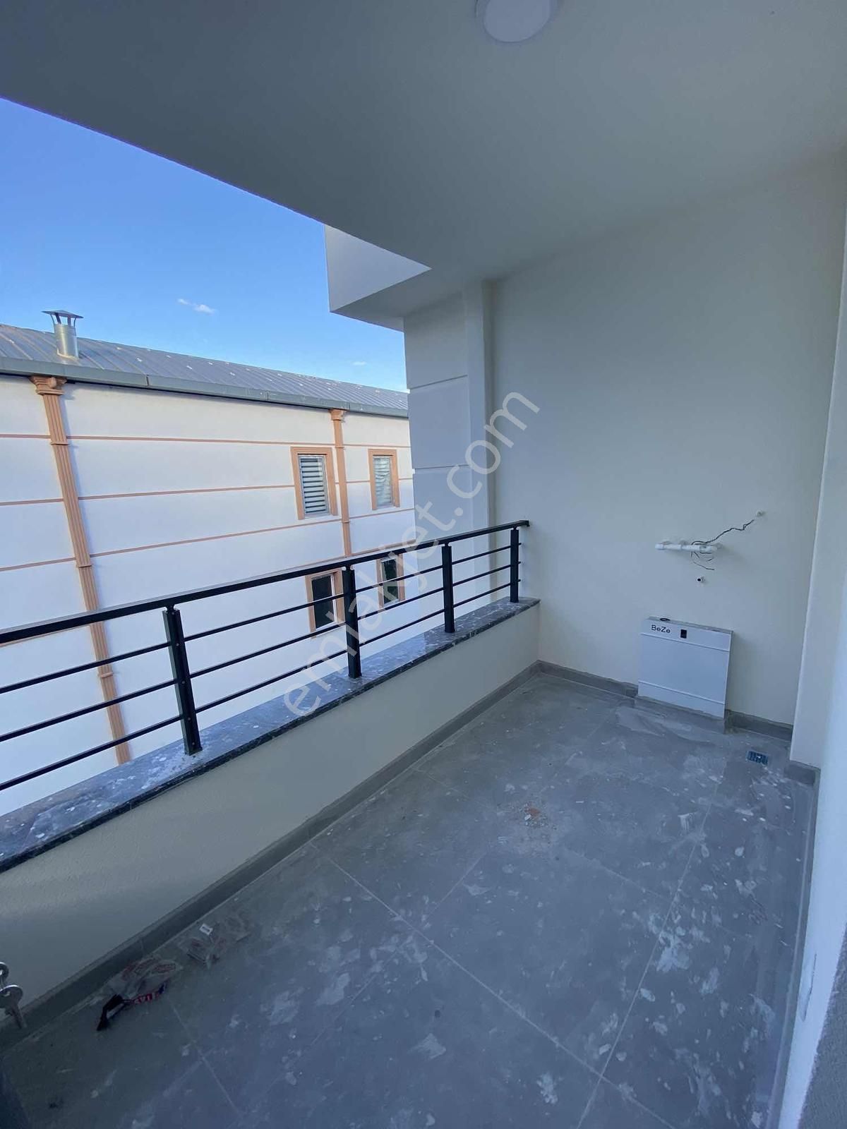 Atakum İstiklal Mah. Satılık Süper Lüks Sıfır 1+1 Daireler - Görsel 16