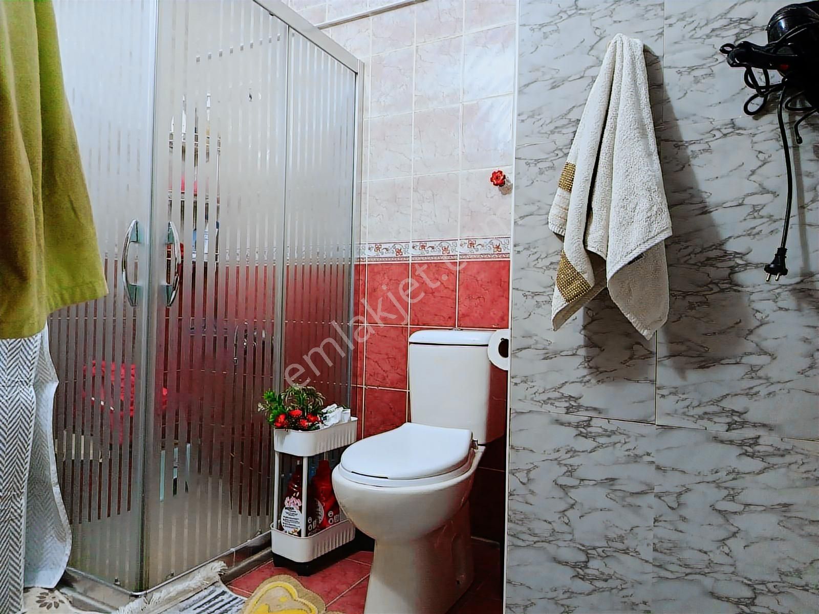 Buket Emlaktan Satılık 2+1 Daire Doğalgazlı Asansörlü Ara Kat - Görsel 25