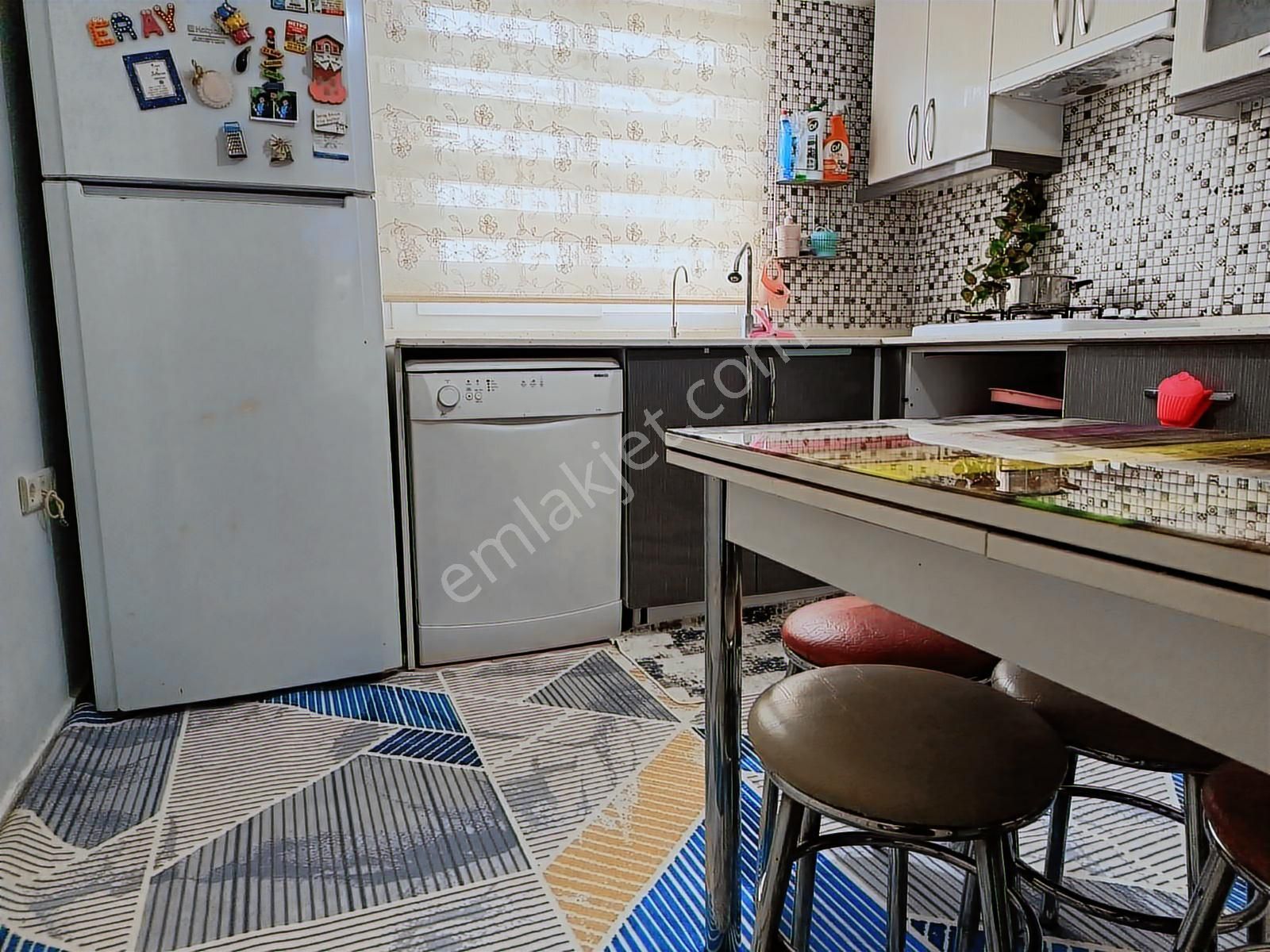 Buket Emlaktan Satılık 2+1 Daire Doğalgazlı Asansörlü Ara Kat - Görsel 14