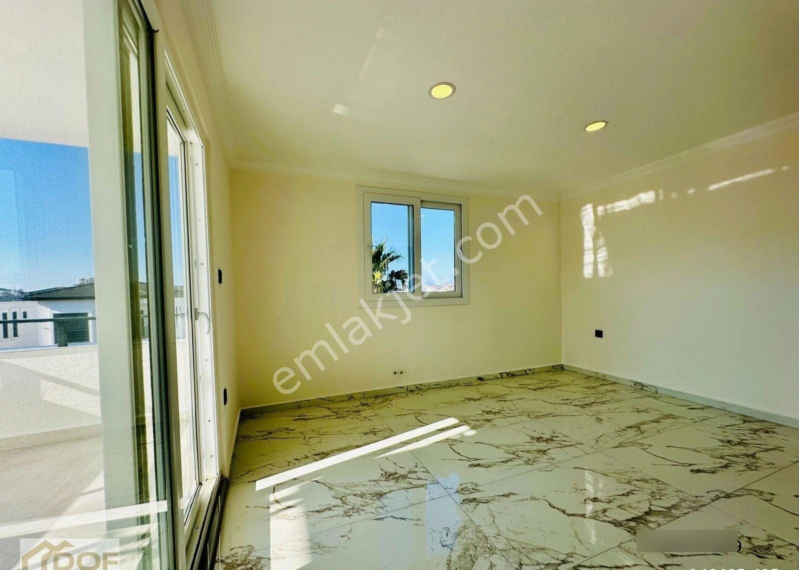 Altınkumda Satılık Denize 1 Km 4+1 Yenilenmiş Bahçeli Villa - Görsel 17