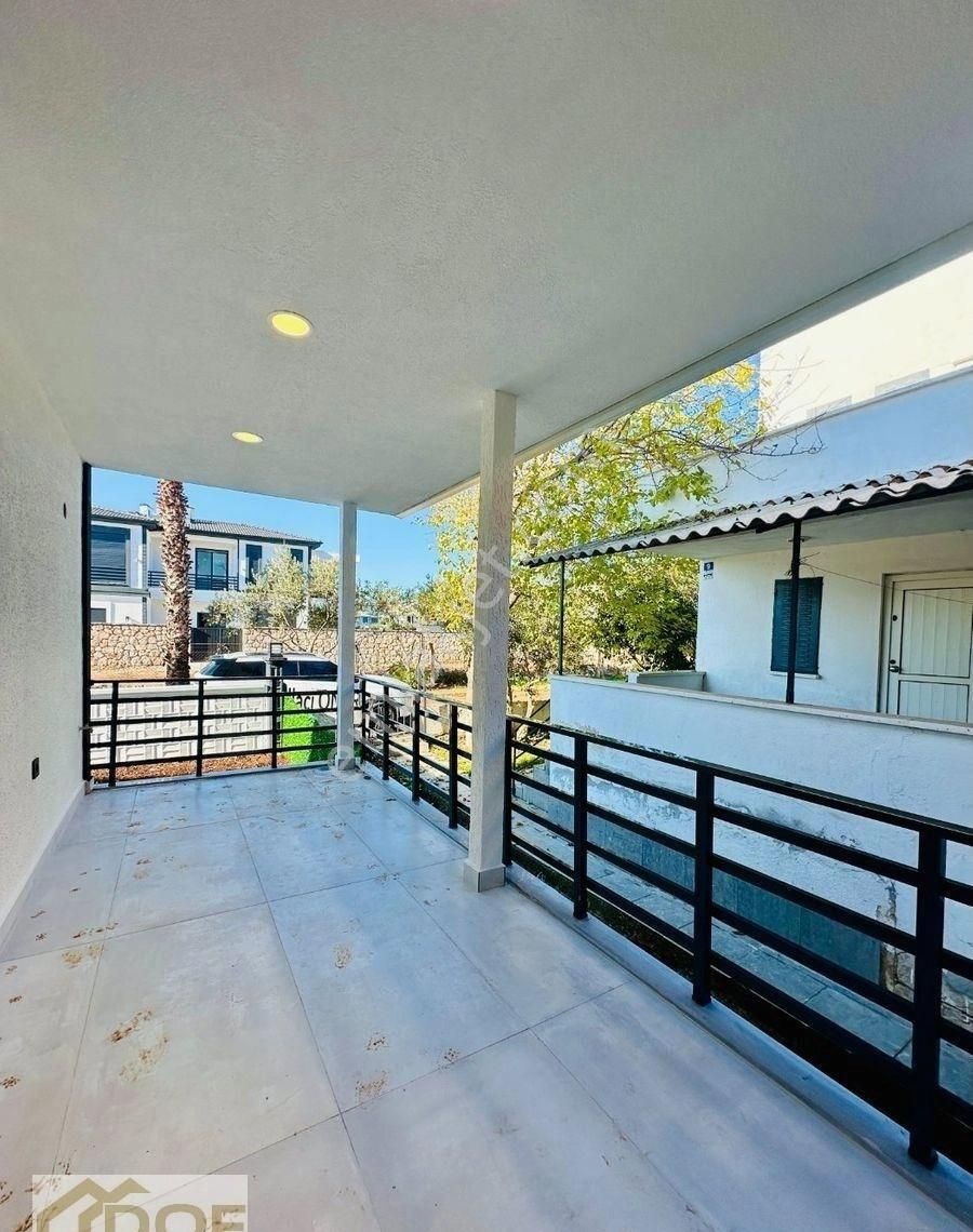 Altınkumda Satılık Denize 1 Km 4+1 Yenilenmiş Bahçeli Villa - Görsel 35