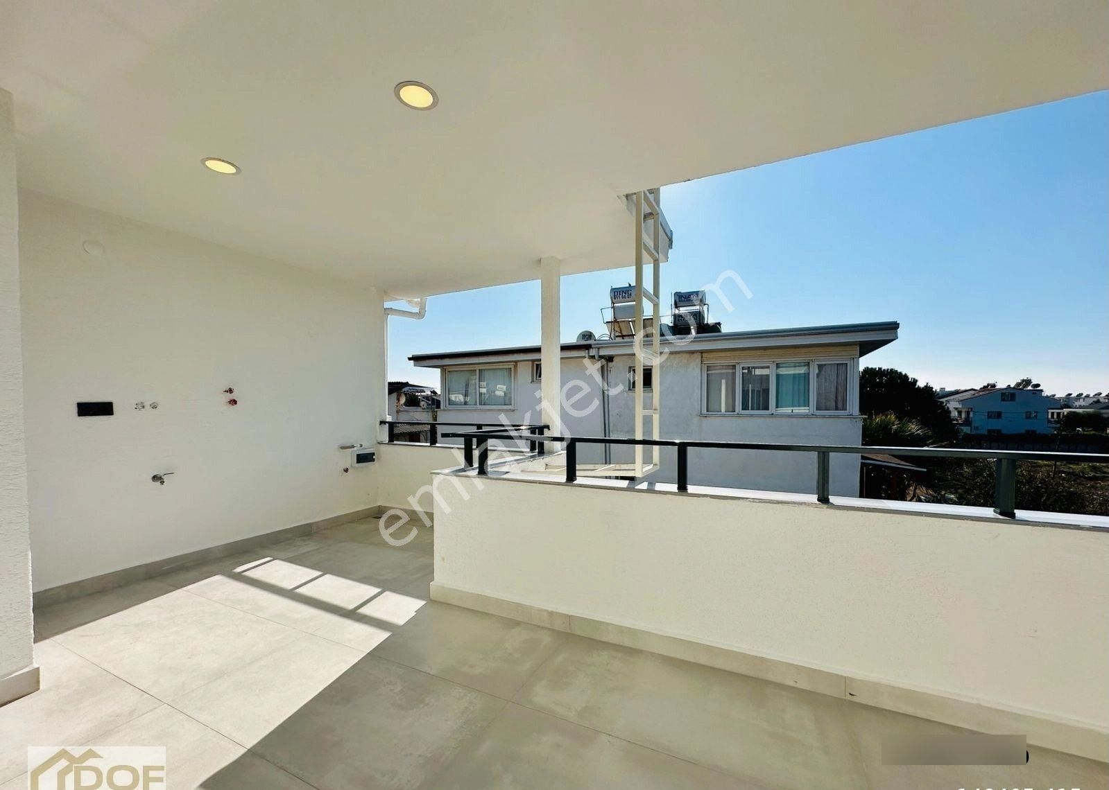 Altınkumda Satılık Denize 1 Km 4+1 Yenilenmiş Bahçeli Villa - Görsel 25