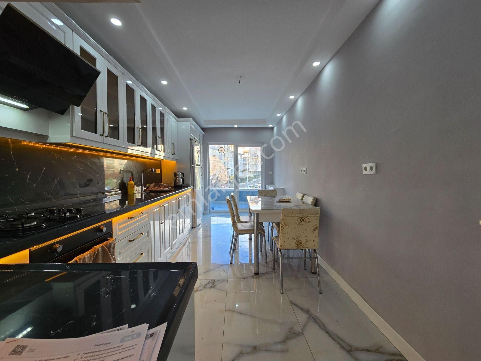 İstasyon Mah Satılık 5+1 Ultra Lüks Köşe Başı Park Cepheli Dubleks - Görsel 3