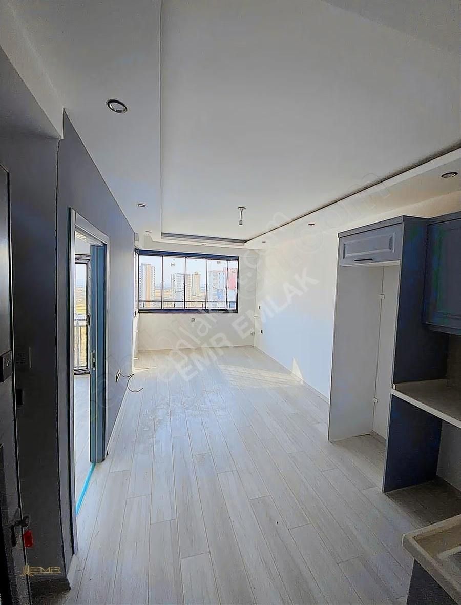 Çarkıparede Migros Karşısı İskanlı Satılık Lüks 1+1 Daire - Görsel 10