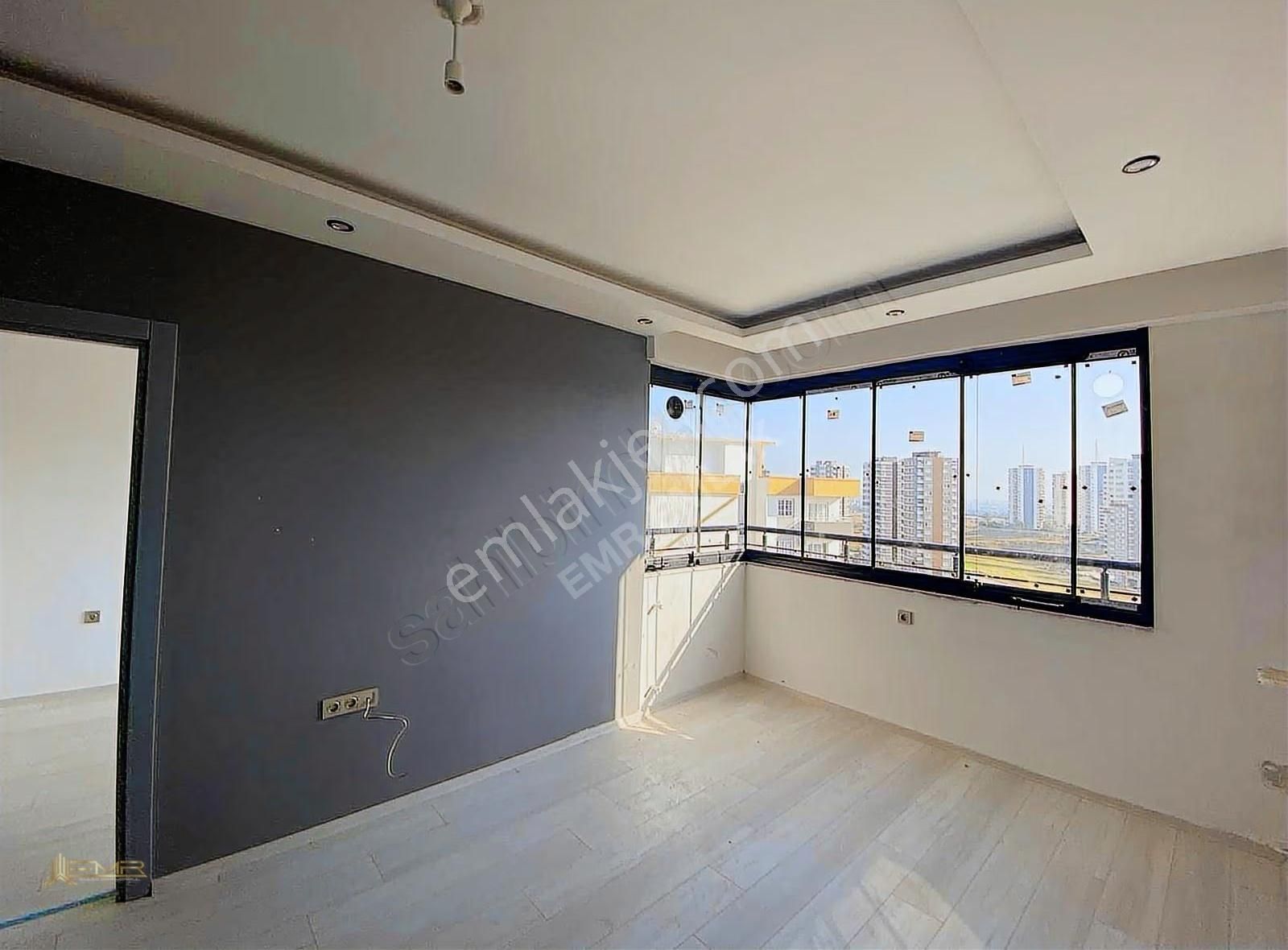 Çarkıparede Migros Karşısı İskanlı Satılık Lüks 1+1 Daire - Görsel 2