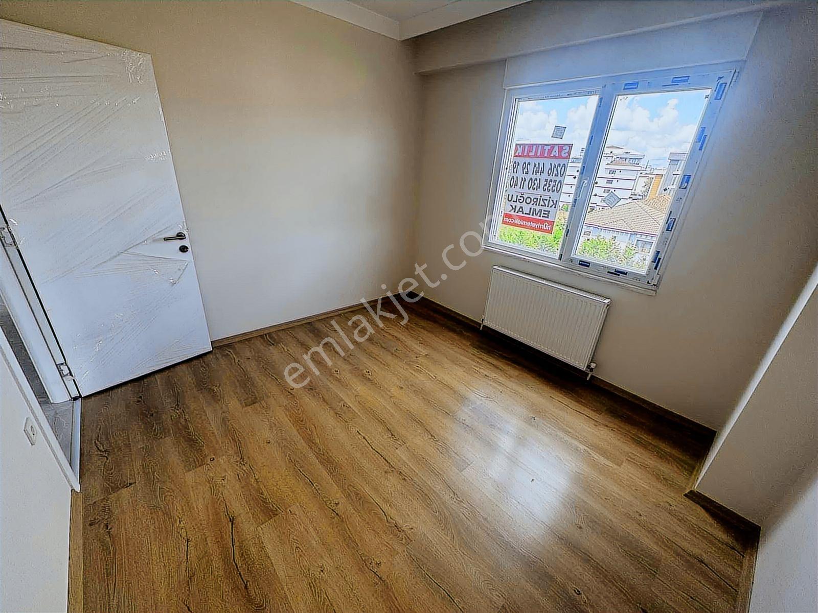 Marinaya Komşu Oturuma Hazır 2banyolu İskanlı Balkonlu 3+1 Daire - Görsel 33