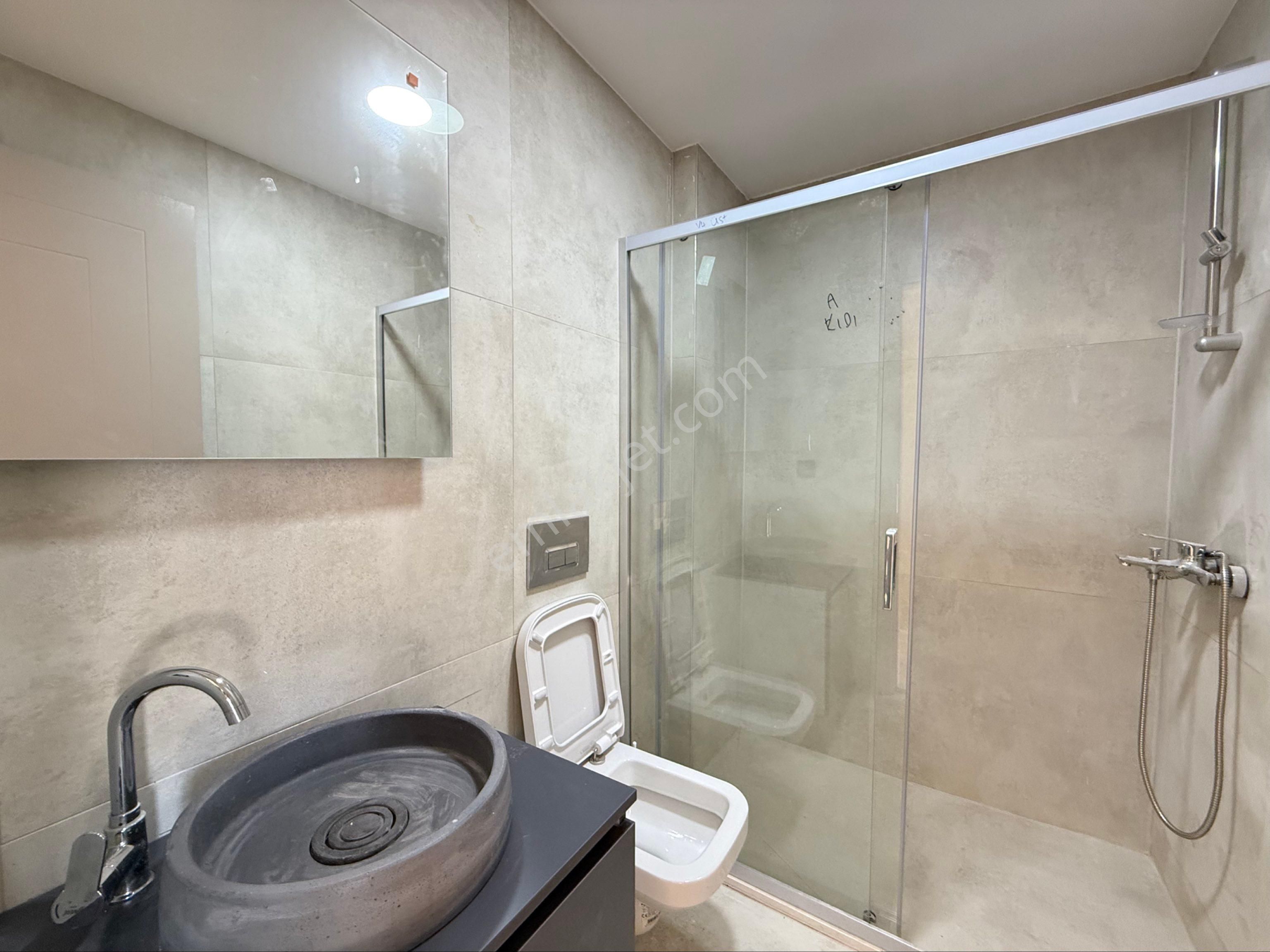 Alya Gayrimenkul Ilıcada Denize Yürüme Mesafesinde Viila - Görsel 8