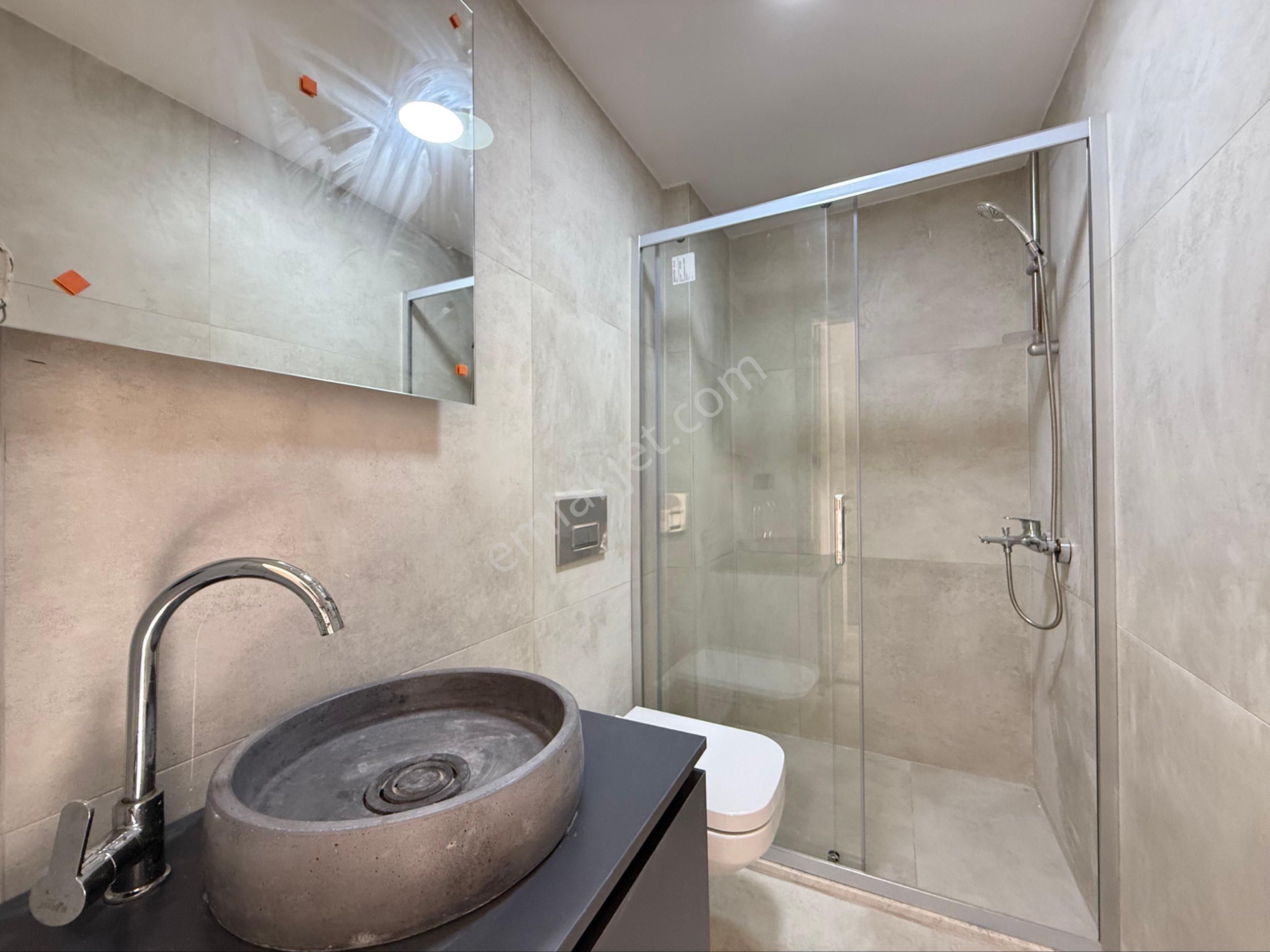 Alya Gayrimenkul Ilıcada Denize Yürüme Mesafesinde Viila - Görsel 17