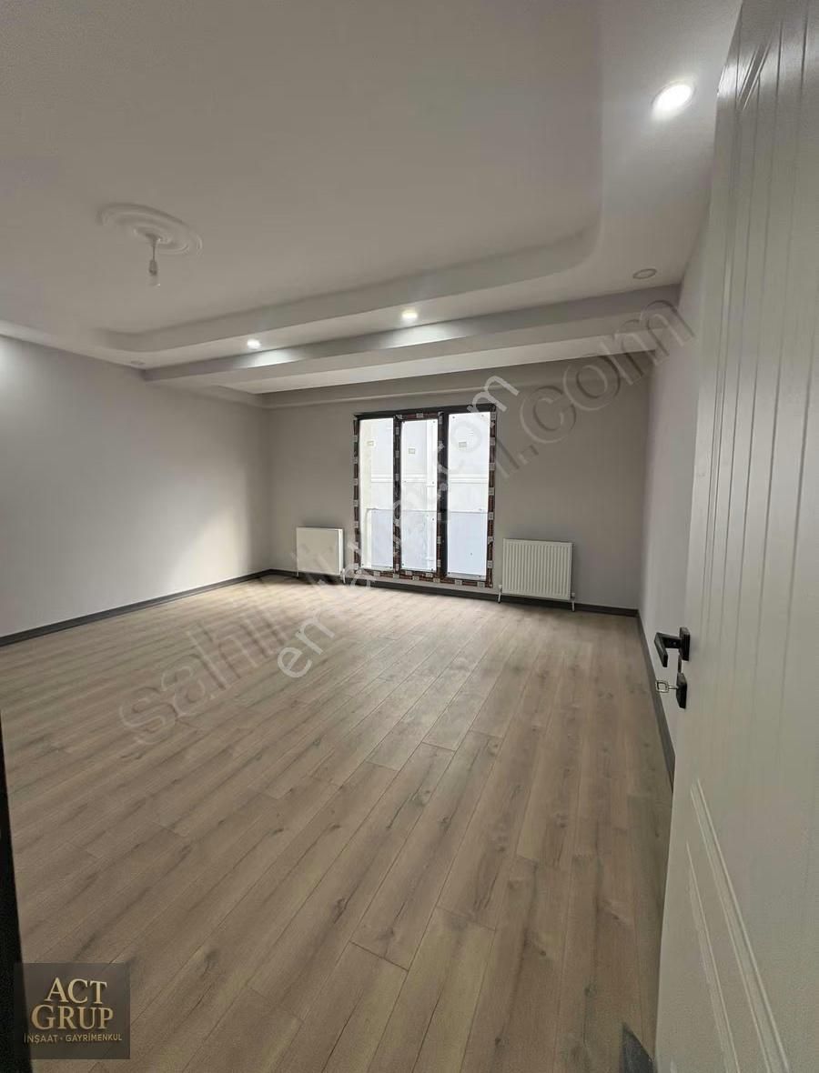 Act Grup Avıcılar Tahtakale 2+1 Satılık Ara Kat Arka Cephe Daıre