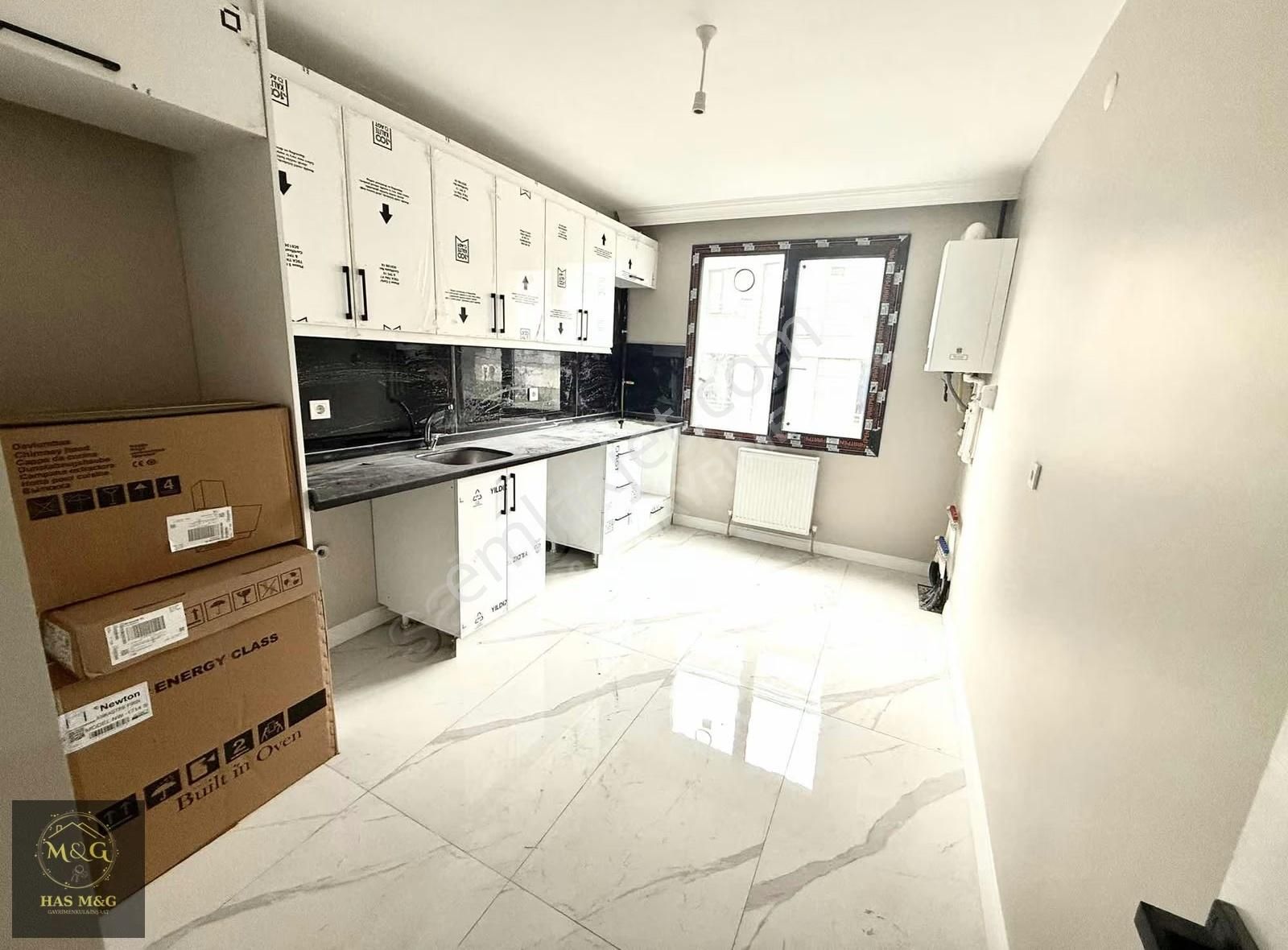 Harika Konumda Sıfır Ultralüks Kombili Ankastreli