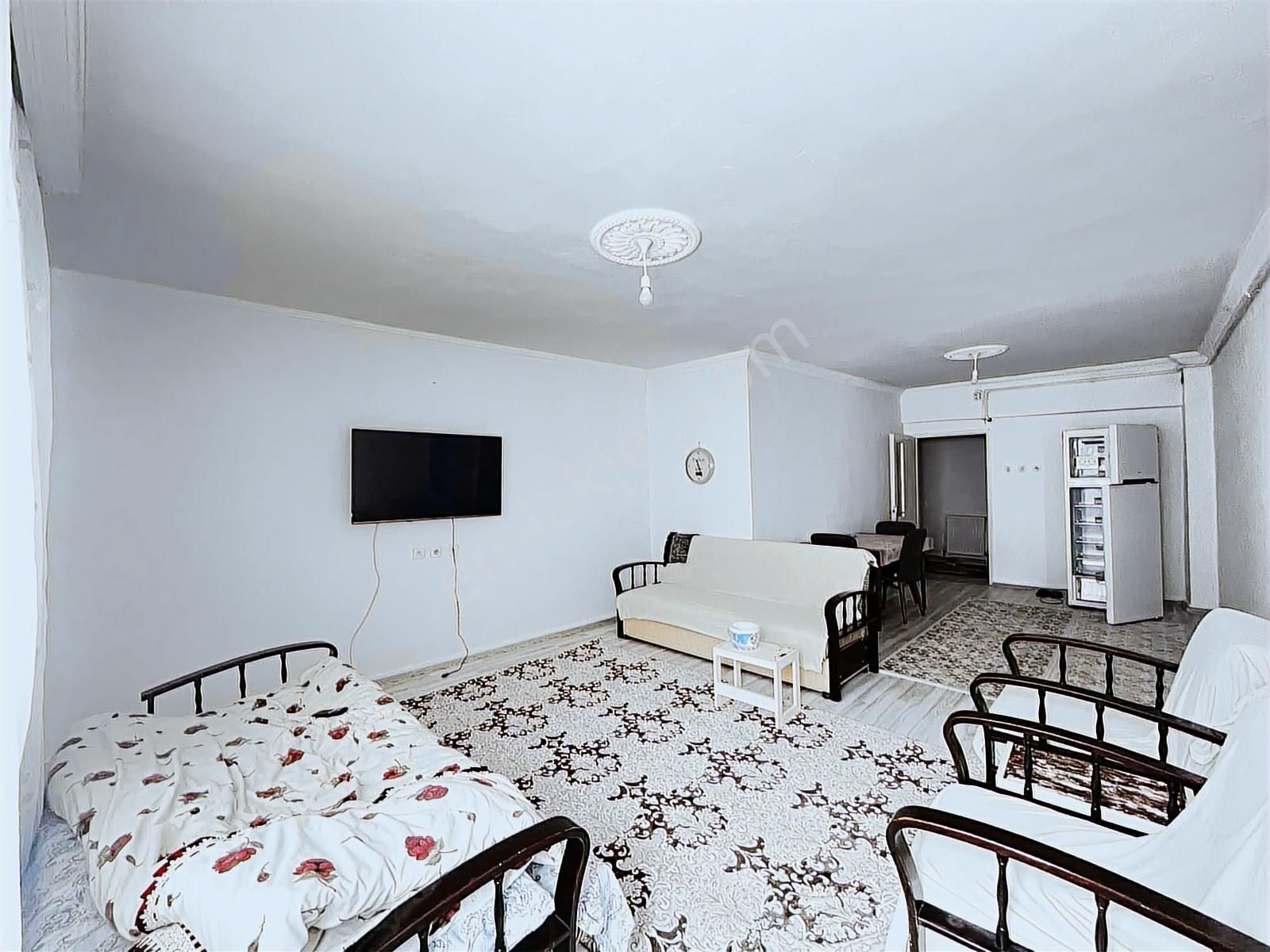 Fiyat Düştüü Yatırıma Uygun Askeriye Civarı 3+1 Daire - Görsel 2