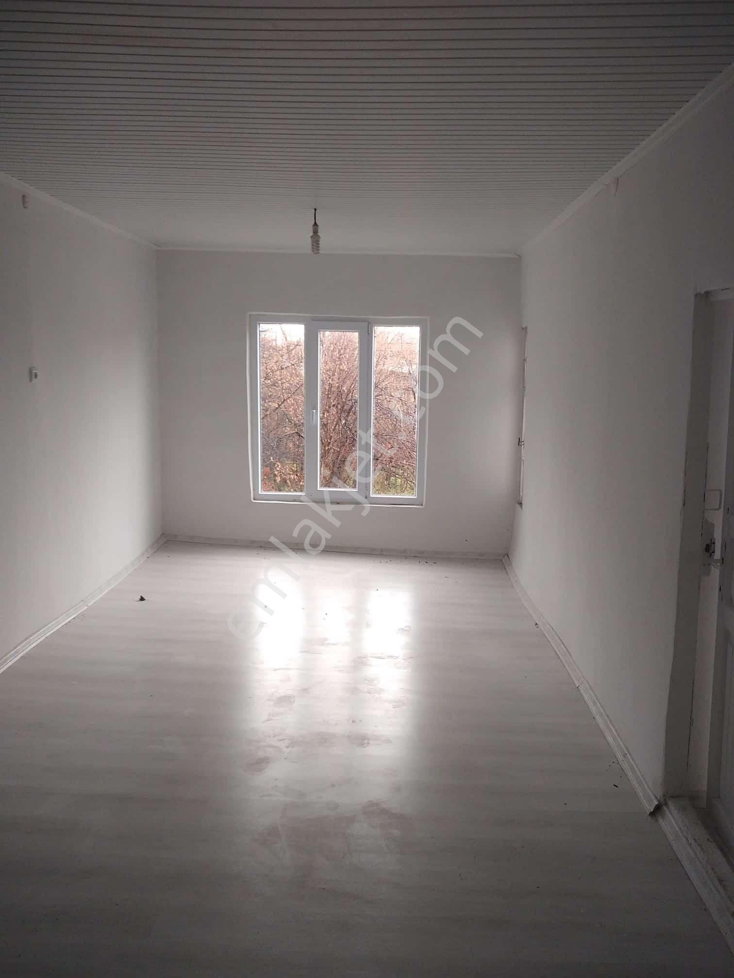 Sücüllü Emlaktan Satılık Dağ Ortamında Köy Evi - Görsel 18