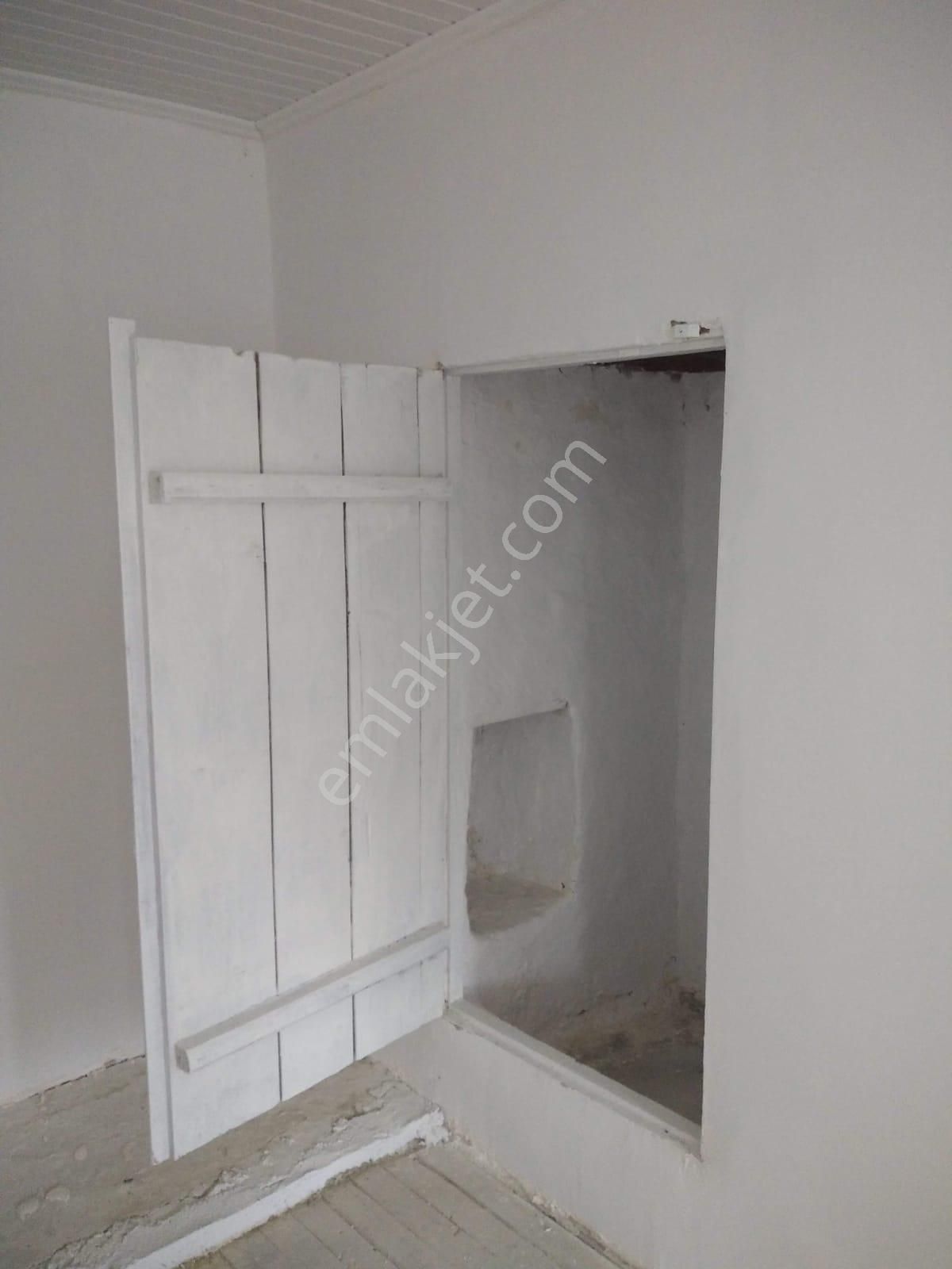 Sücüllü Emlaktan Satılık Dağ Ortamında Köy Evi - Görsel 22