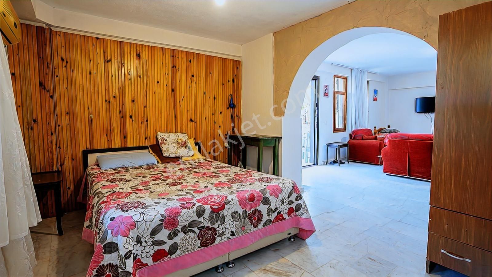Cb Marina'dan İçmeler'de Eşyalı ( 4+1triplex / 1+1 Geniş Daire) - Görsel 8