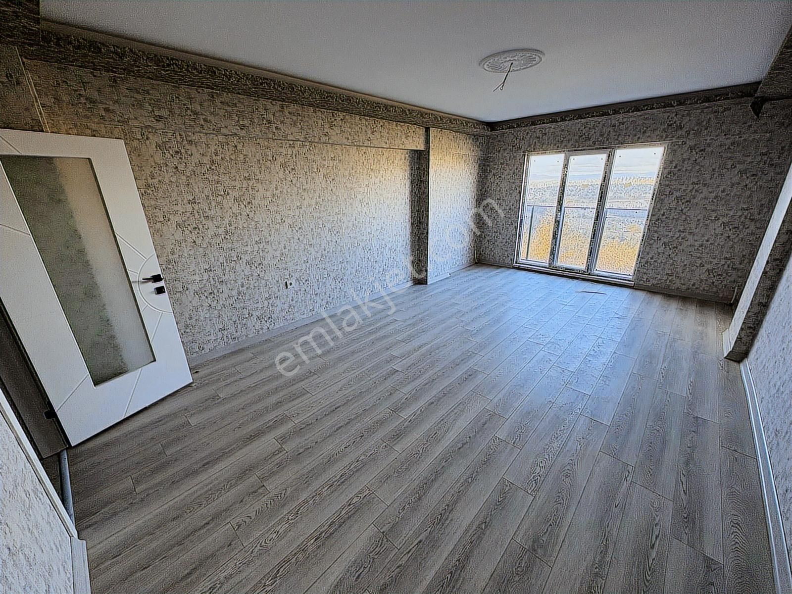 Yükseltepe Karakeçili Cadde Sıfır 3+1 3.katta Ultra Lüx Daire - Görsel 2