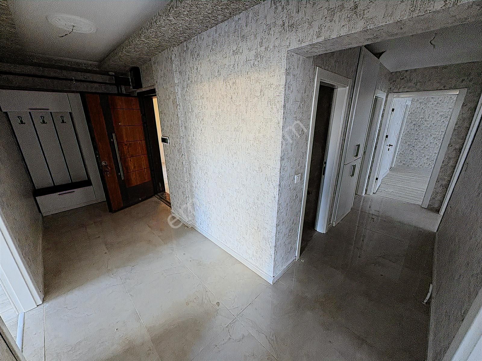 Yükseltepe Karakeçili Cadde Sıfır 3+1 3.katta Ultra Lüx Daire - Görsel 19