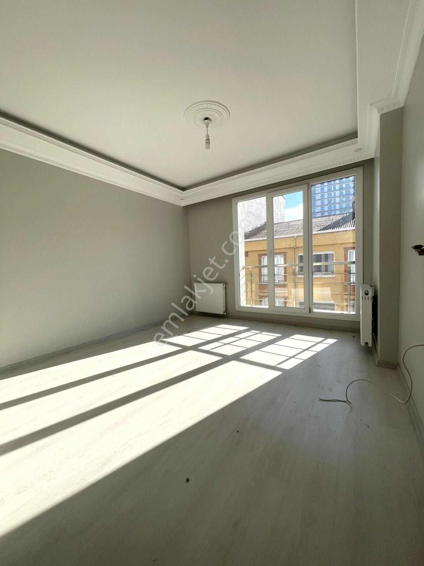 Selahattin Eyyubi Mahallesi Satılık 2+1 Daire