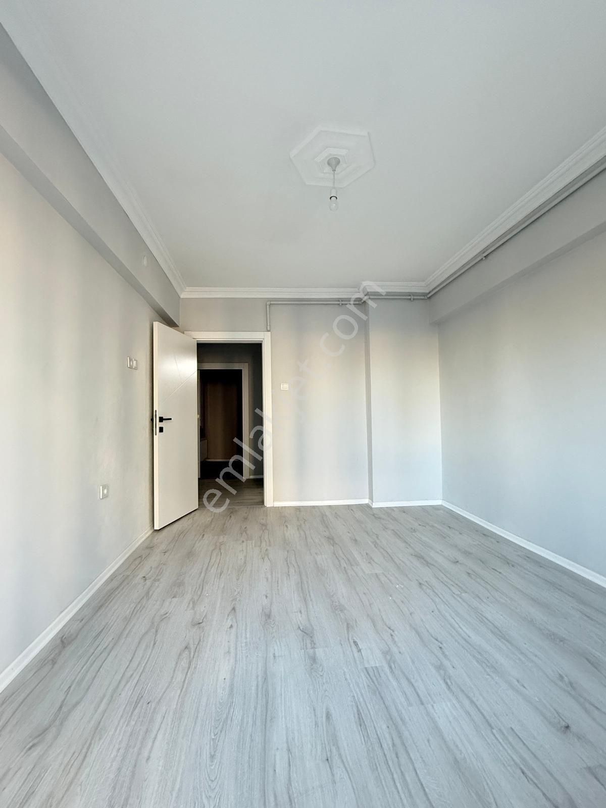 Bursa Dikkaldırım'da Ana Cadde Üzeri Satılık 3+1 Daire - Görsel 17