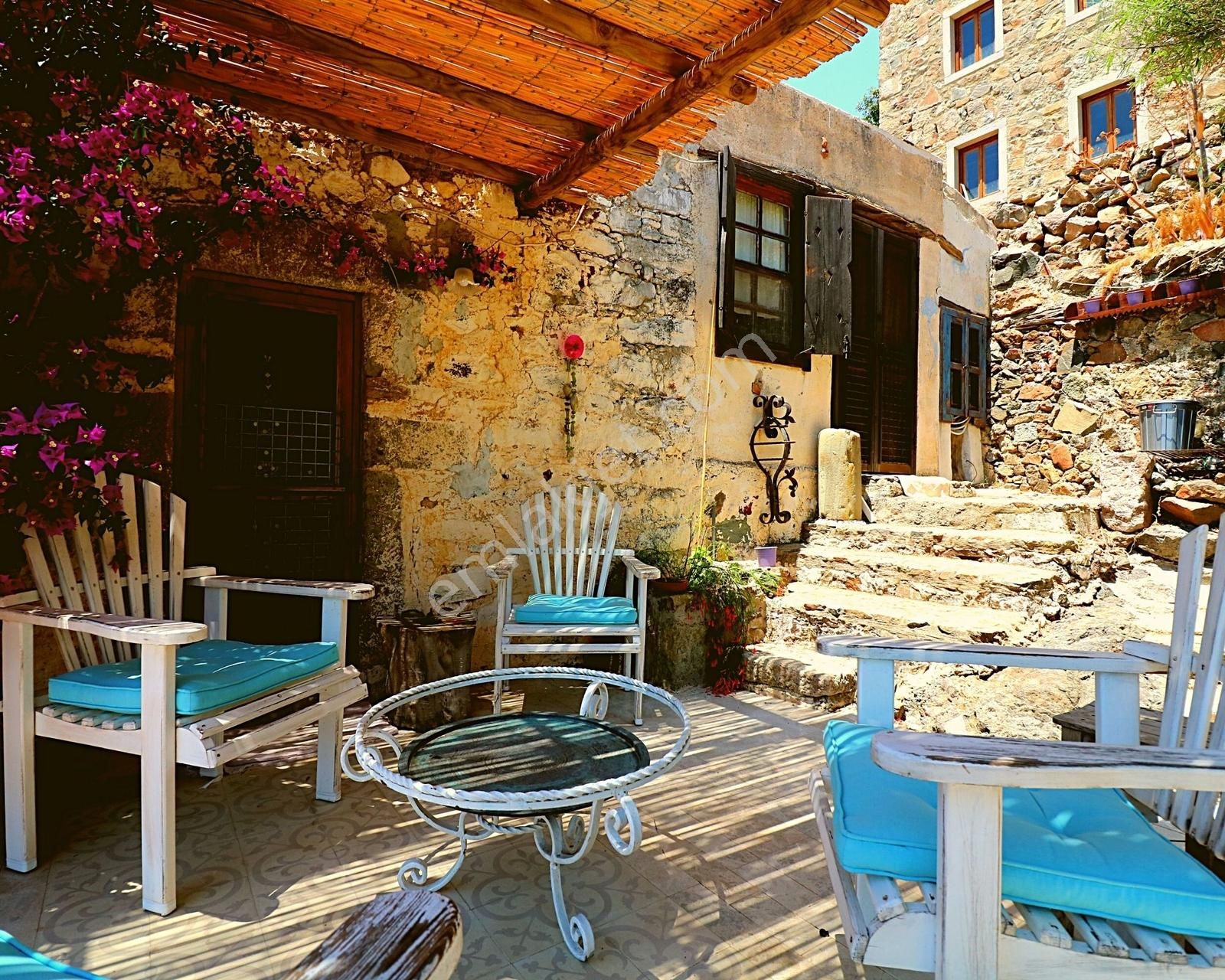 Gümüşlük Eski Karakaya Köyü'nde, Deniz Manzaralı Satılık Taş Ev - Görsel 13