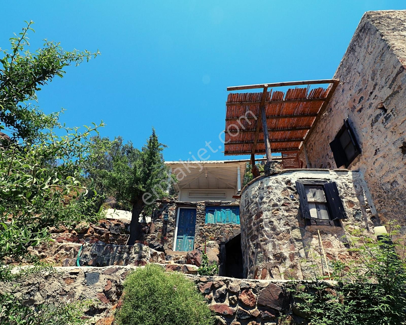 Gümüşlük Eski Karakaya Köyü'nde, Deniz Manzaralı Satılık Taş Ev - Görsel 16