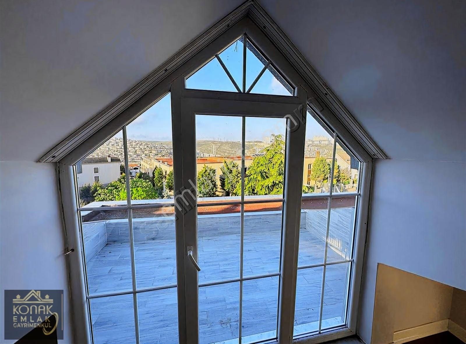 Bahçeşehir İkinci Kısımda Satılık Villa - Görsel 24