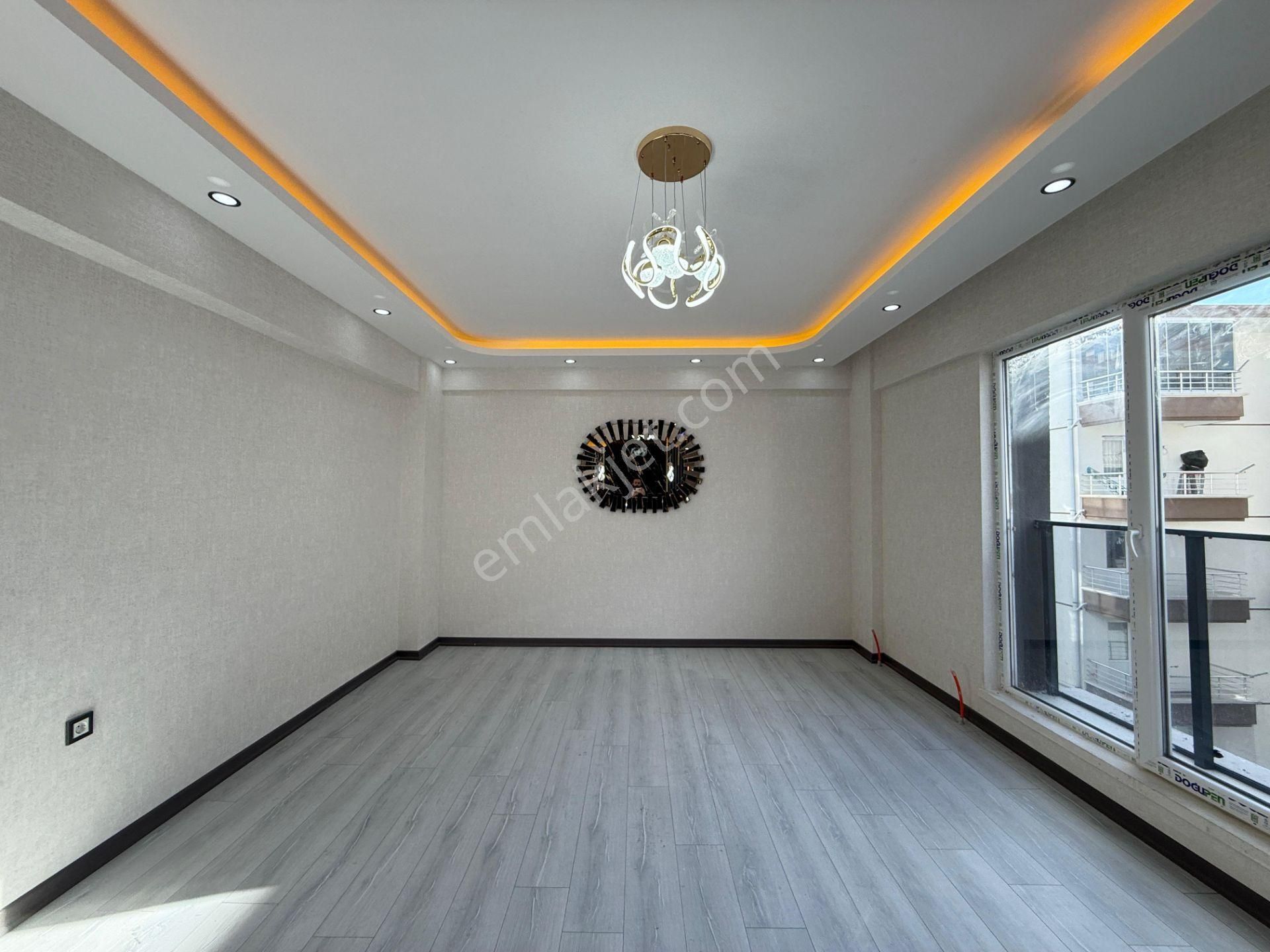 Öz.maşallah'dan Millet Bahçesi Manzaralı Teras Balkonlu 3+1sıfır - Görsel 6