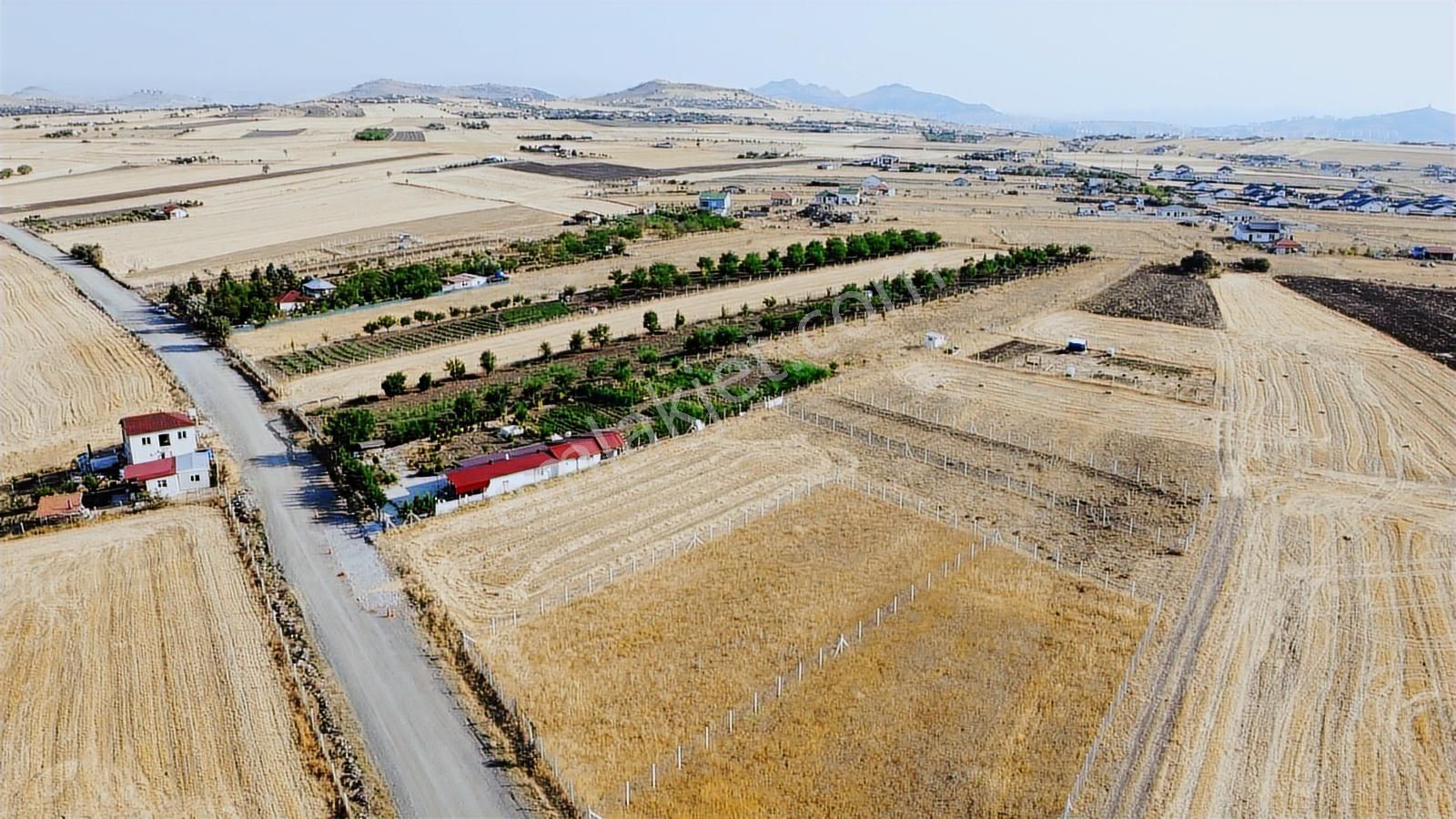 *peçenek Te Asfalt Üzeri Manzaralı 400 Metre Hisse Tapulu Bahçe* - Görsel 8