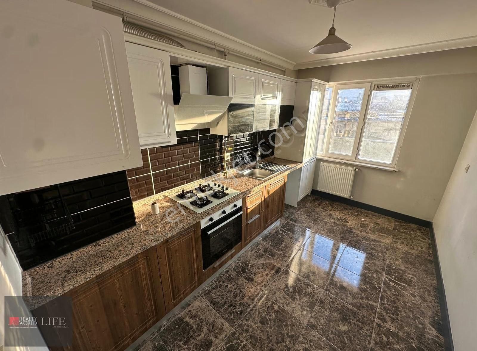 Rwlıfe// Alanönü Mah. Demokrat Sokakta Kiralık 3+1 Dubleks Daire - Görsel 25