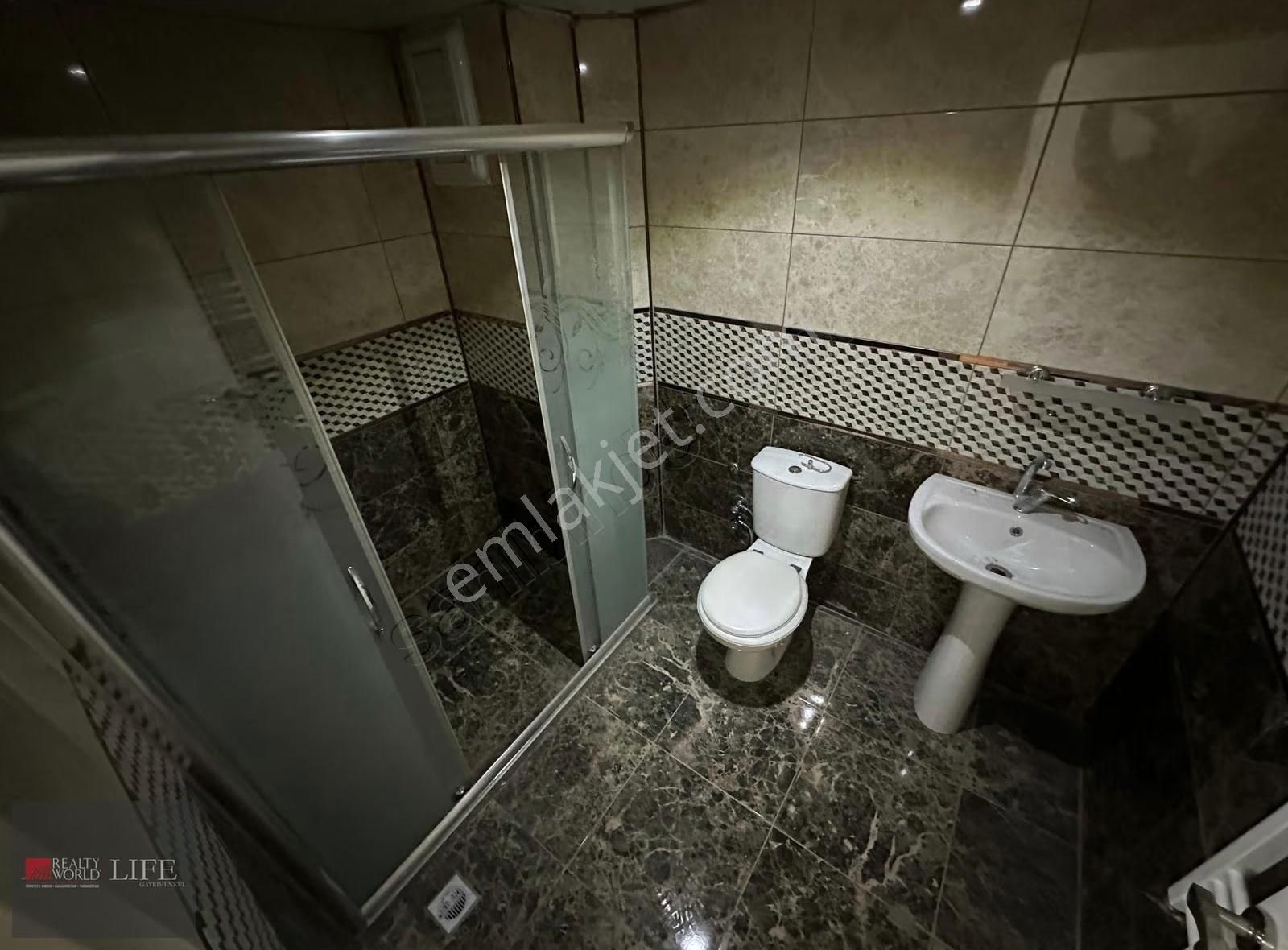 Rwlıfe// Alanönü Mah. Demokrat Sokakta Kiralık 3+1 Dubleks Daire - Görsel 12