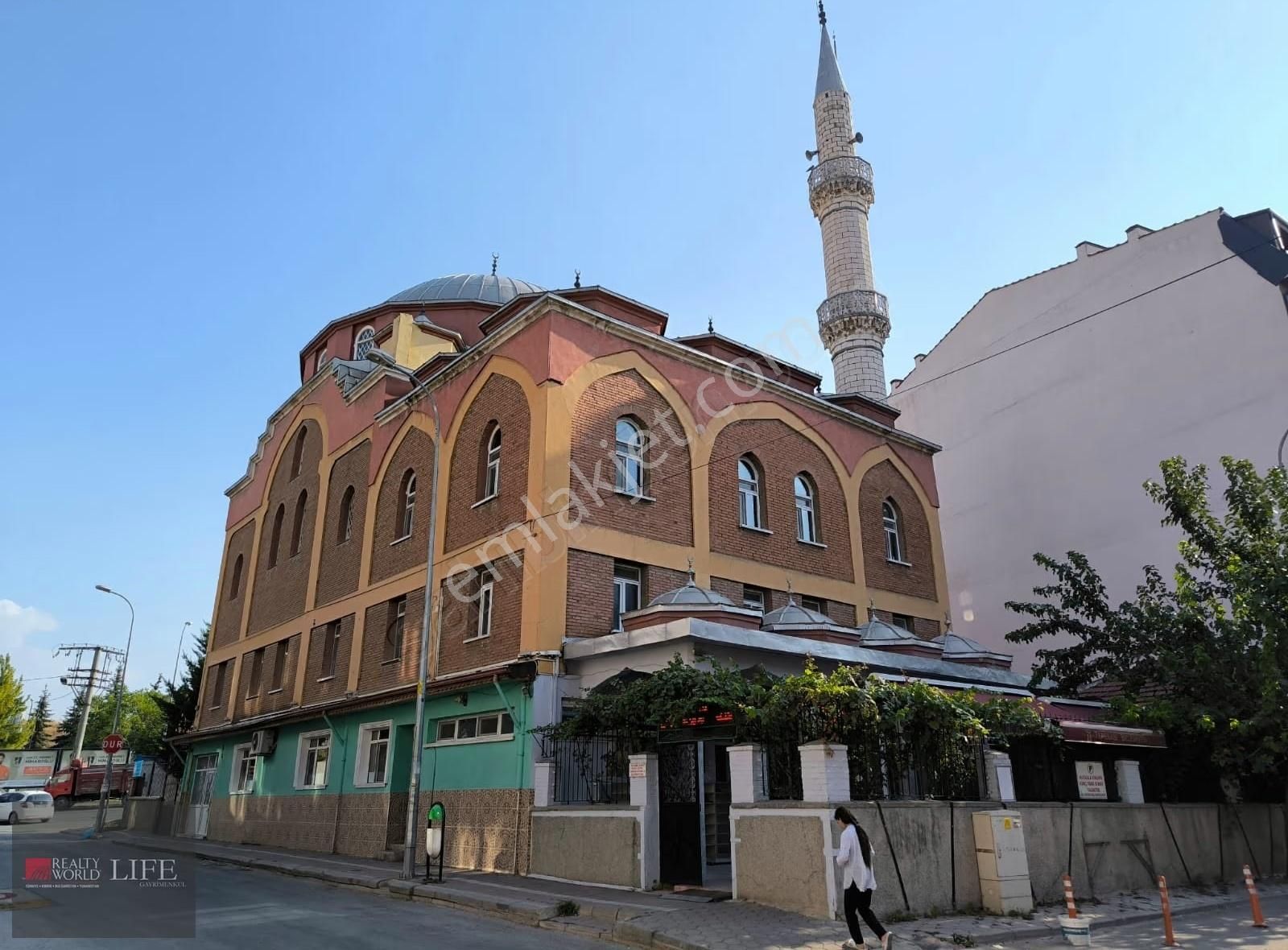 Rw Lıfe // Cadde Üstü Asansörlü 8500 Kiracılı 1+1 Satılık Daire - Görsel 16