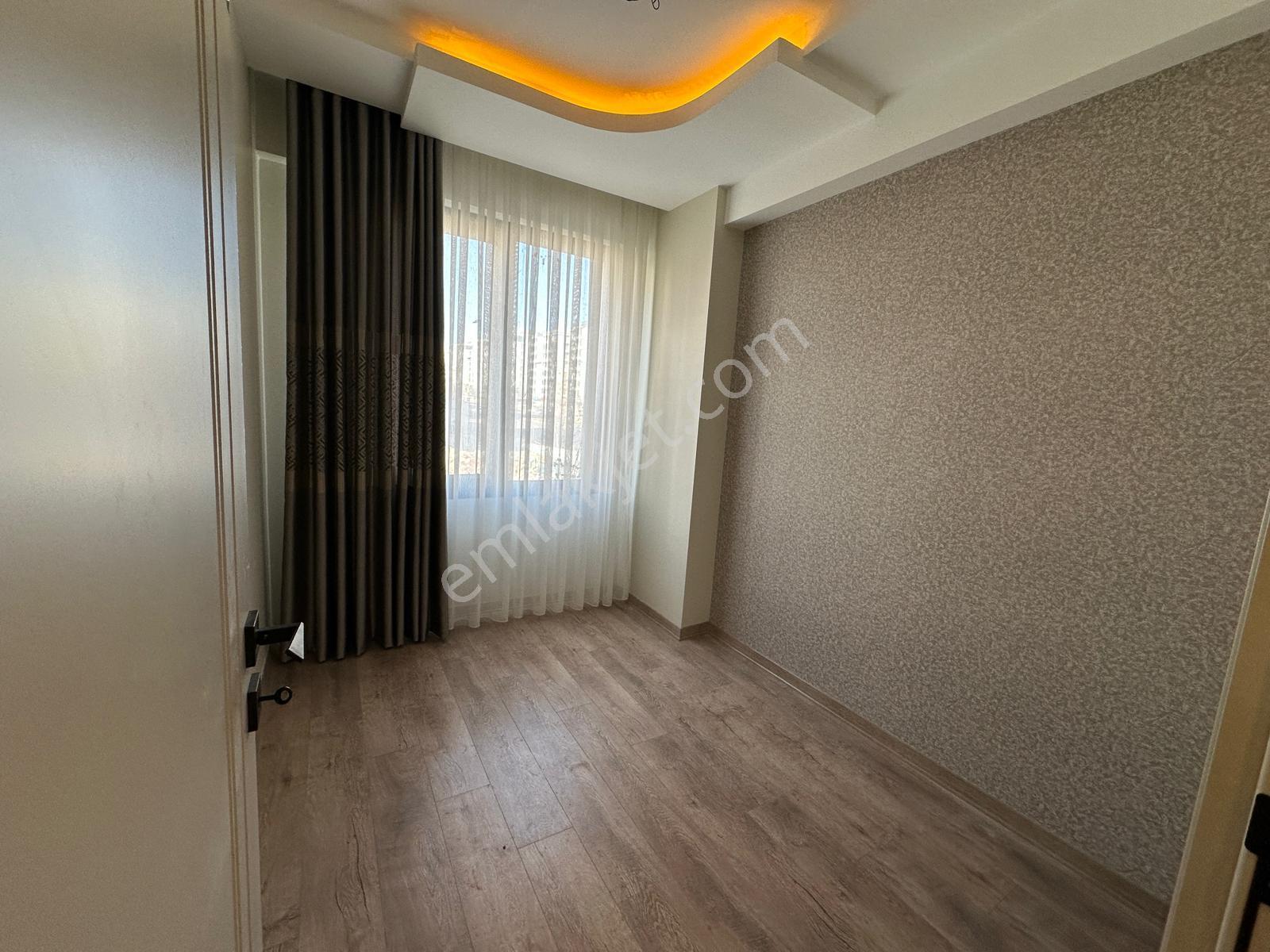 Aksoy'dan Göletli Park Civarı Ultra Lüks 2+1 Acil Satılık Daire / Bağcılar - Görsel 10