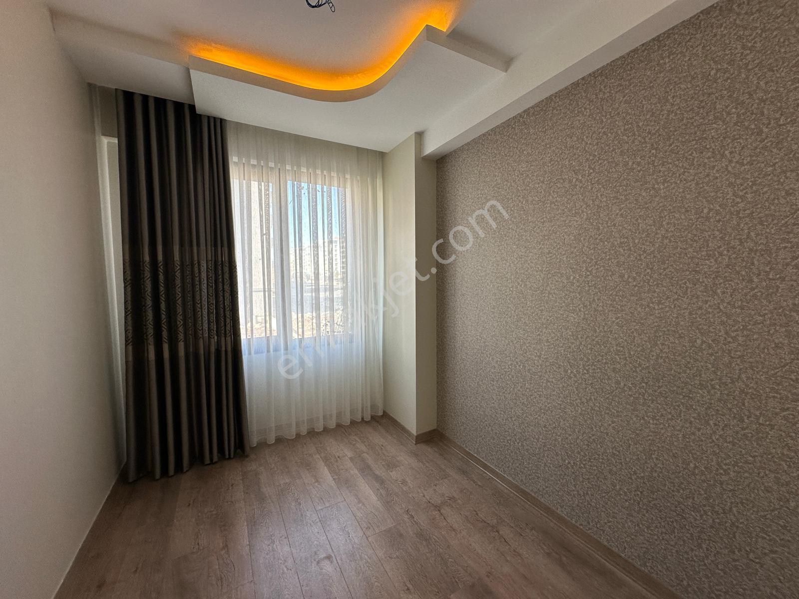 Aksoy'dan Göletli Park Civarı Ultra Lüks 2+1 Acil Satılık Daire / Bağcılar - Görsel 11