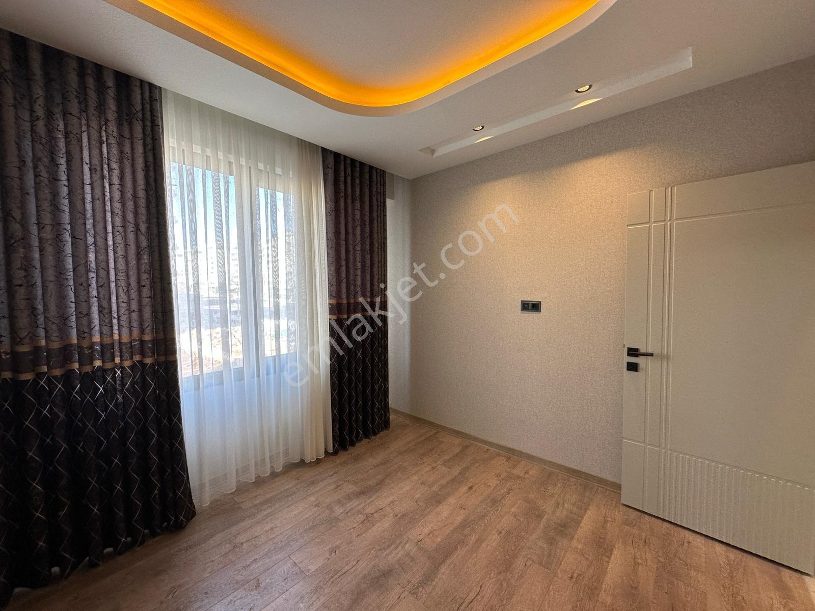 Aksoy'dan Göletli Park Civarı Ultra Lüks 2+1 Acil Satılık Daire / Bağcılar - Görsel 7