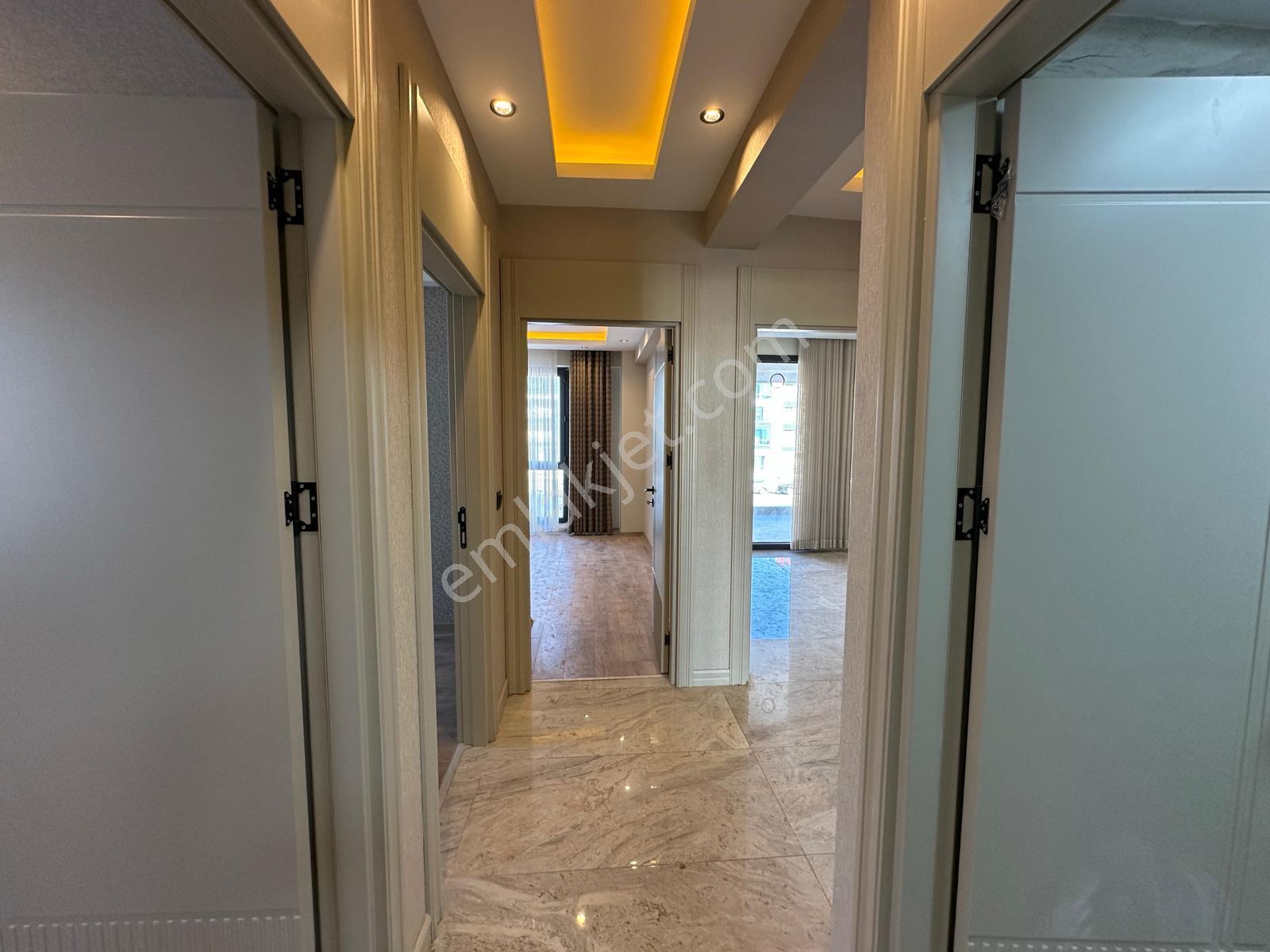 Aksoy'dan Göletli Park Civarı Ultra Lüks 2+1 Acil Satılık Daire / Bağcılar - Görsel 16